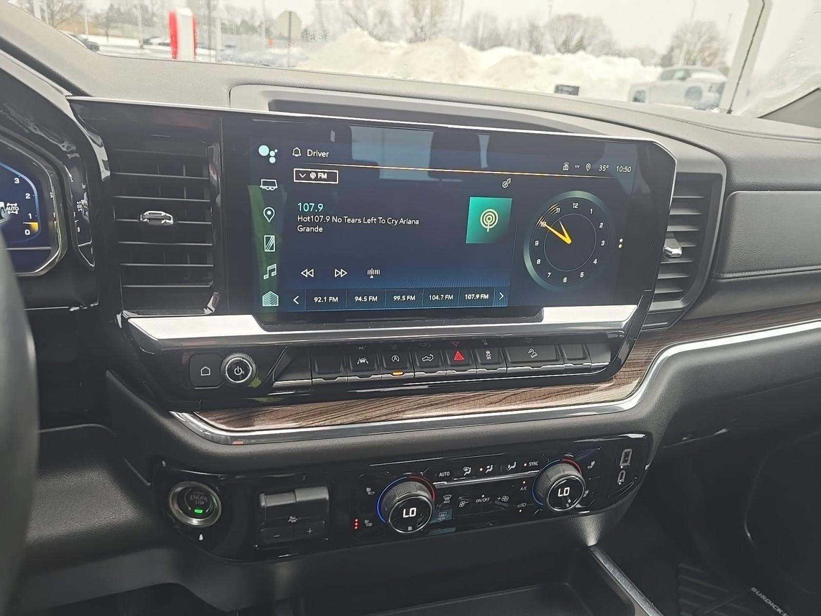 2023 Chevrolet Silverado 1500 RST AWD