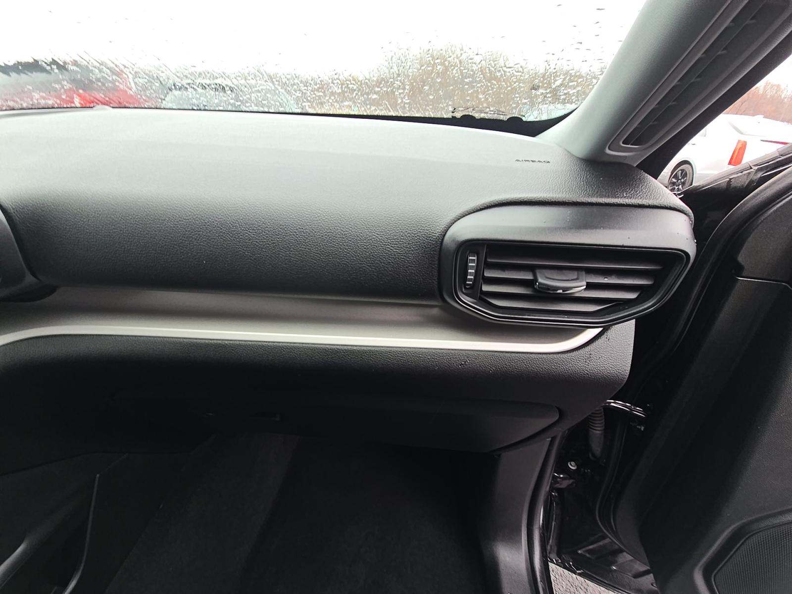 2023 Ford Explorer XLT AWD