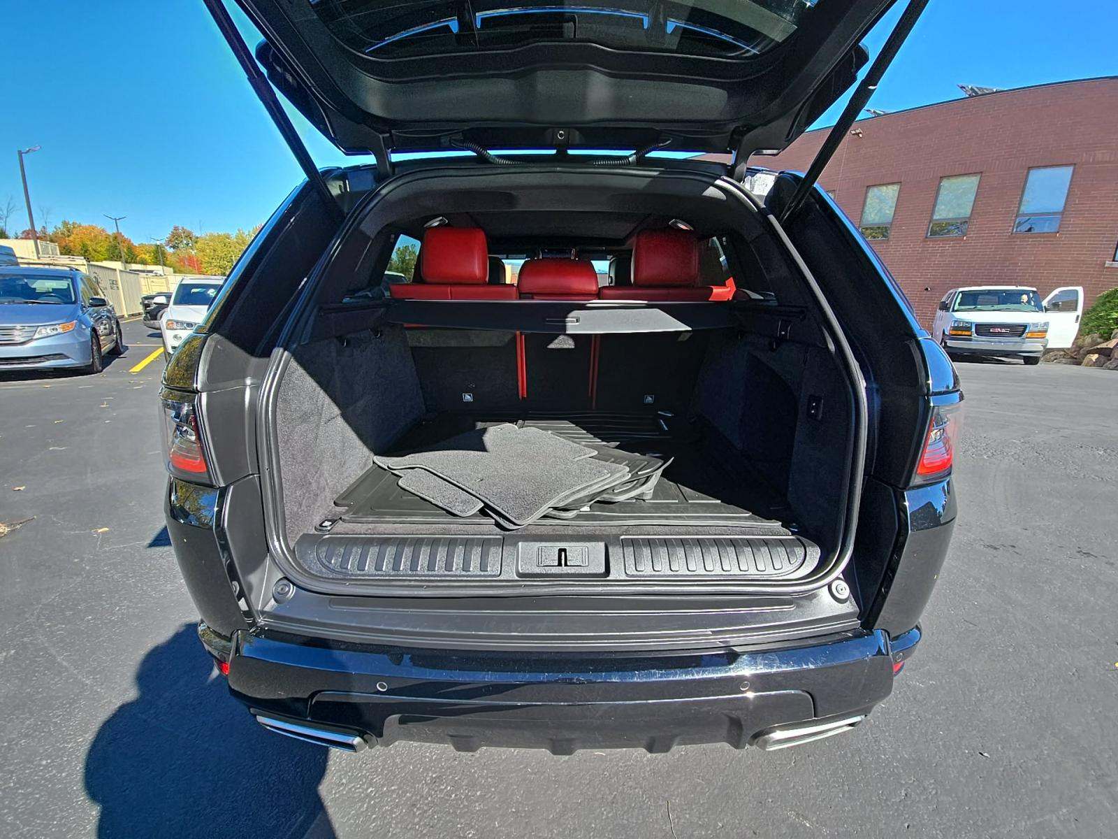 2020 Land Rover Range Rover Sport HST AWD