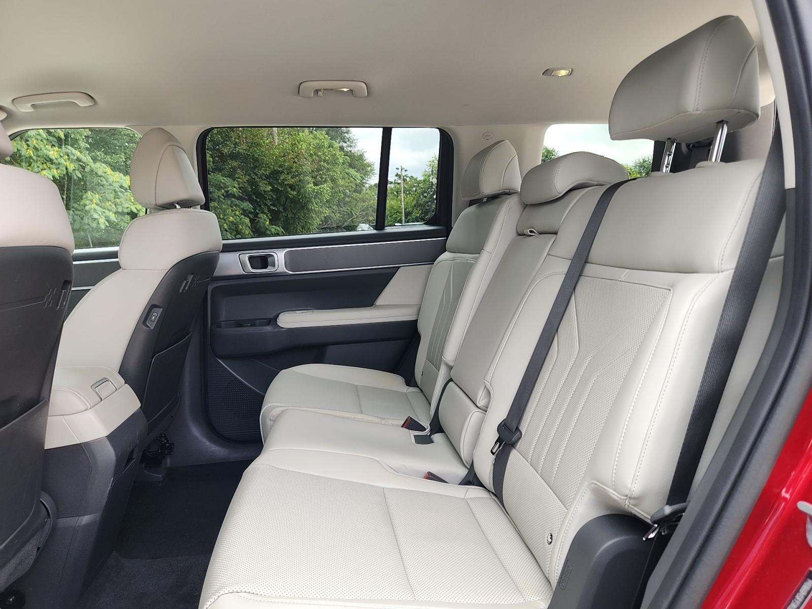 2025 Hyundai Santa Fe SEL FWD