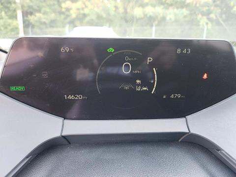 2025 Toyota Prius LE FWD