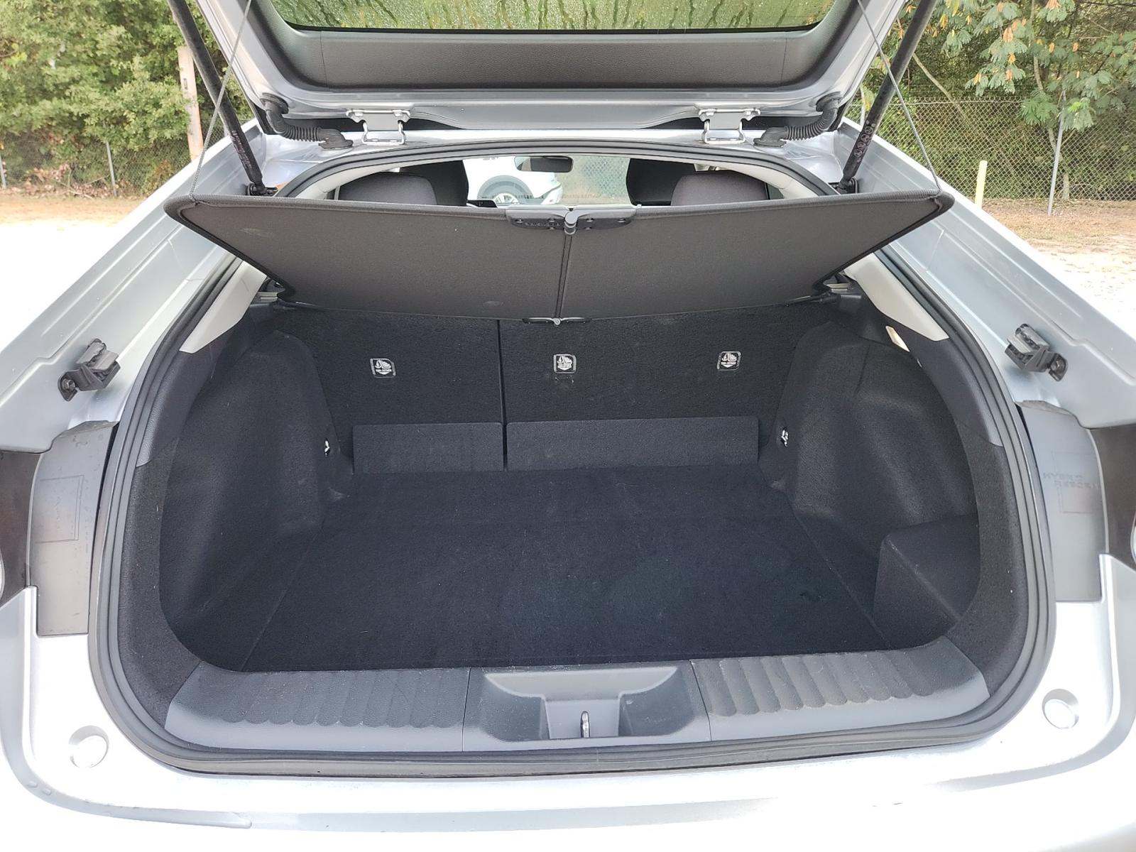 2025 Toyota Prius LE FWD