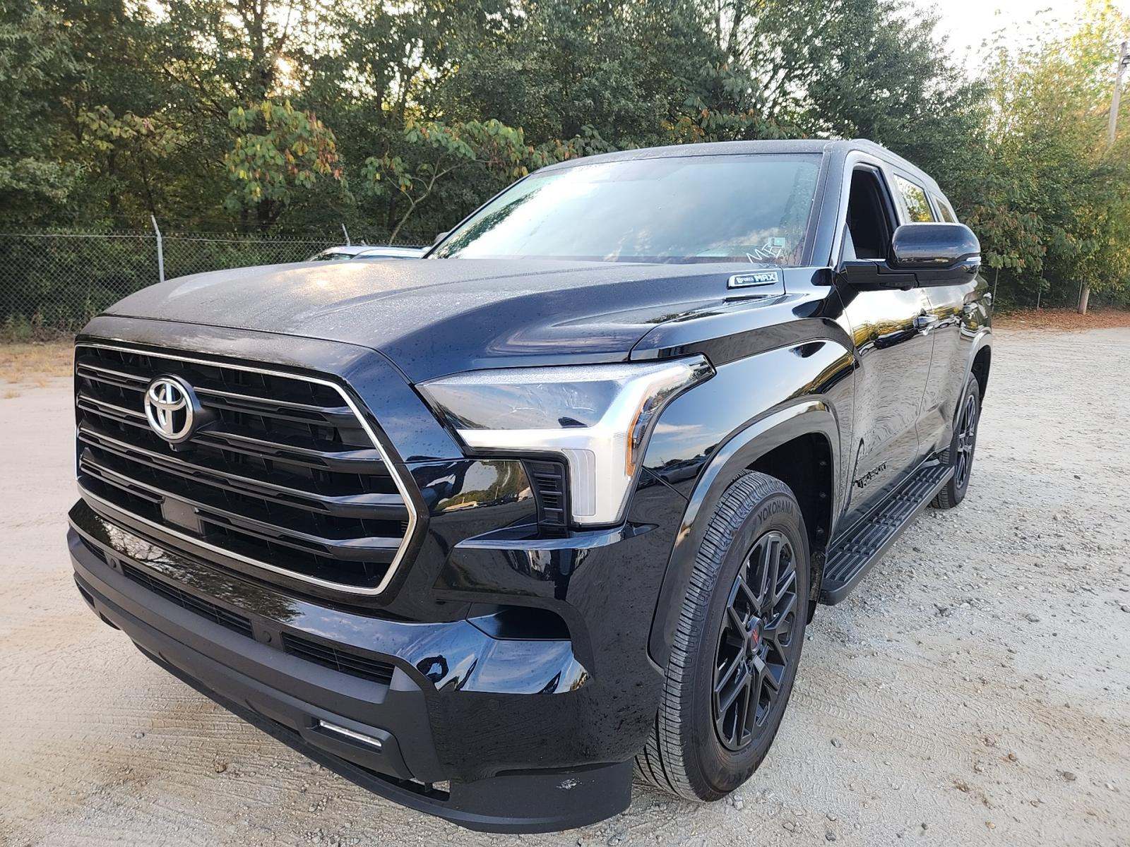 2025 Toyota Sequoia SR5