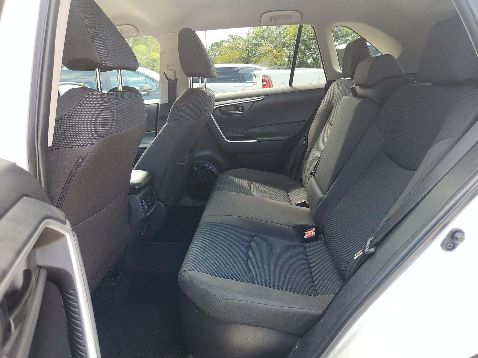 2025 Toyota RAV4 Hybrid LE AWD