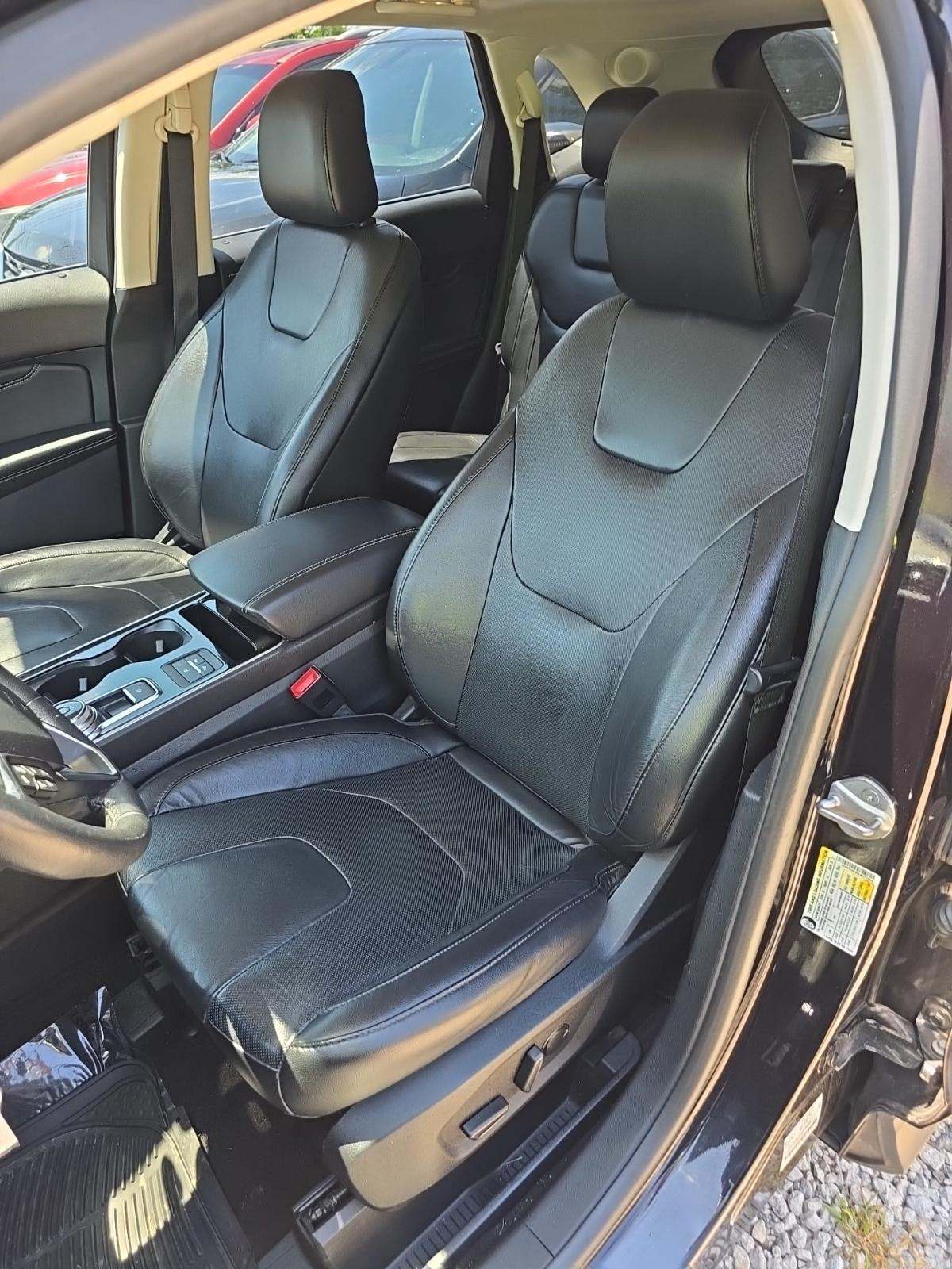 2020 Ford Edge Titanium AWD