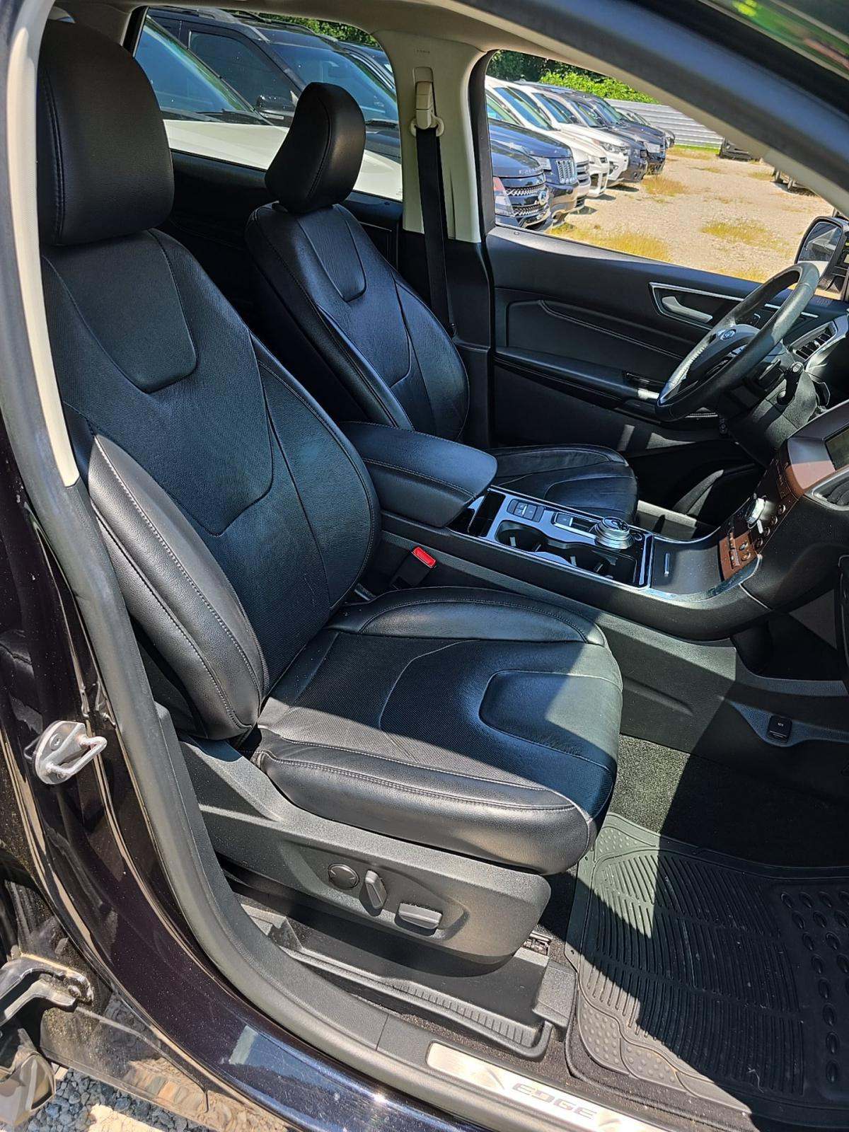 2020 Ford Edge Titanium AWD