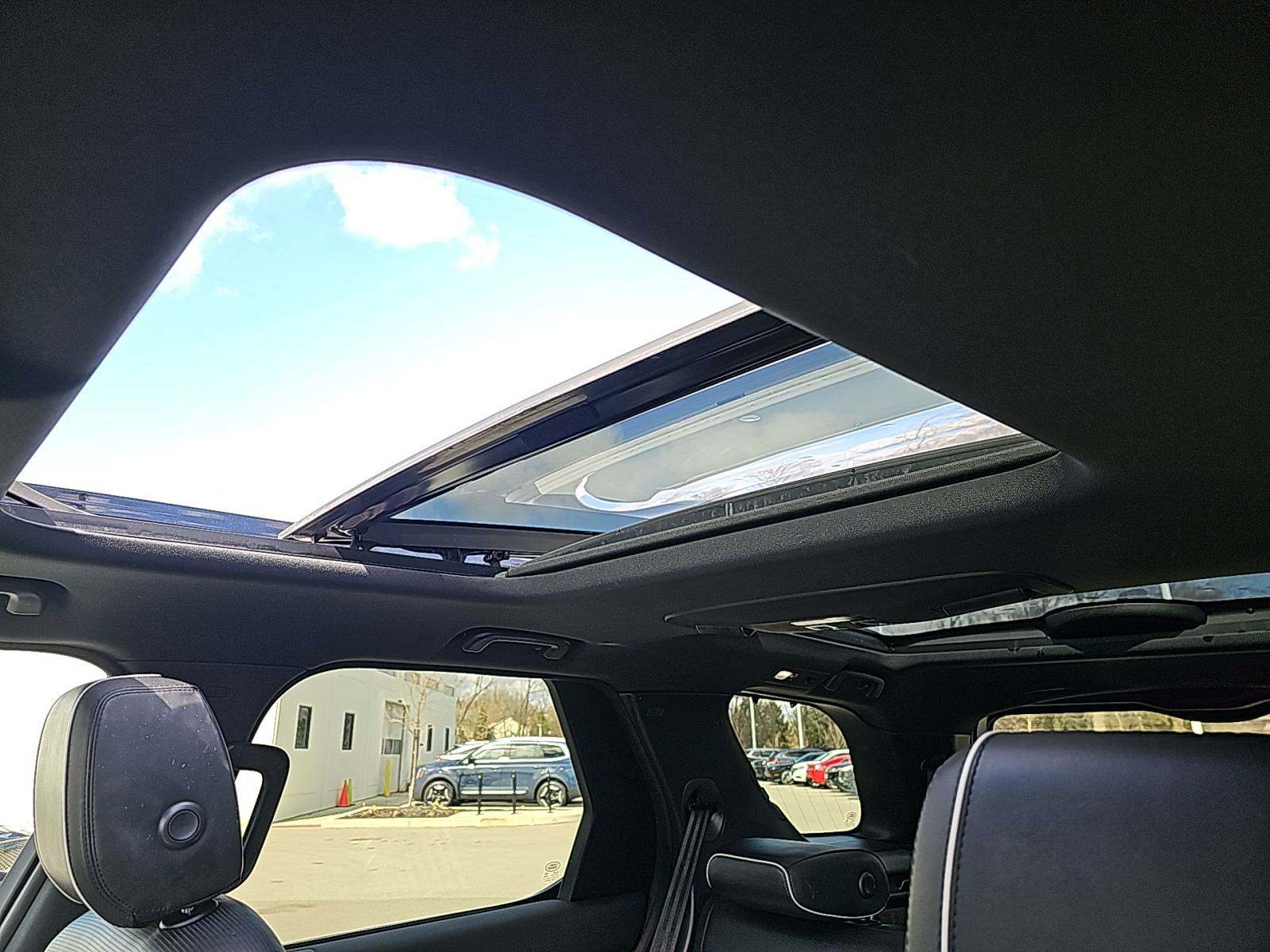 2019 Land Rover Discovery HSE AWD