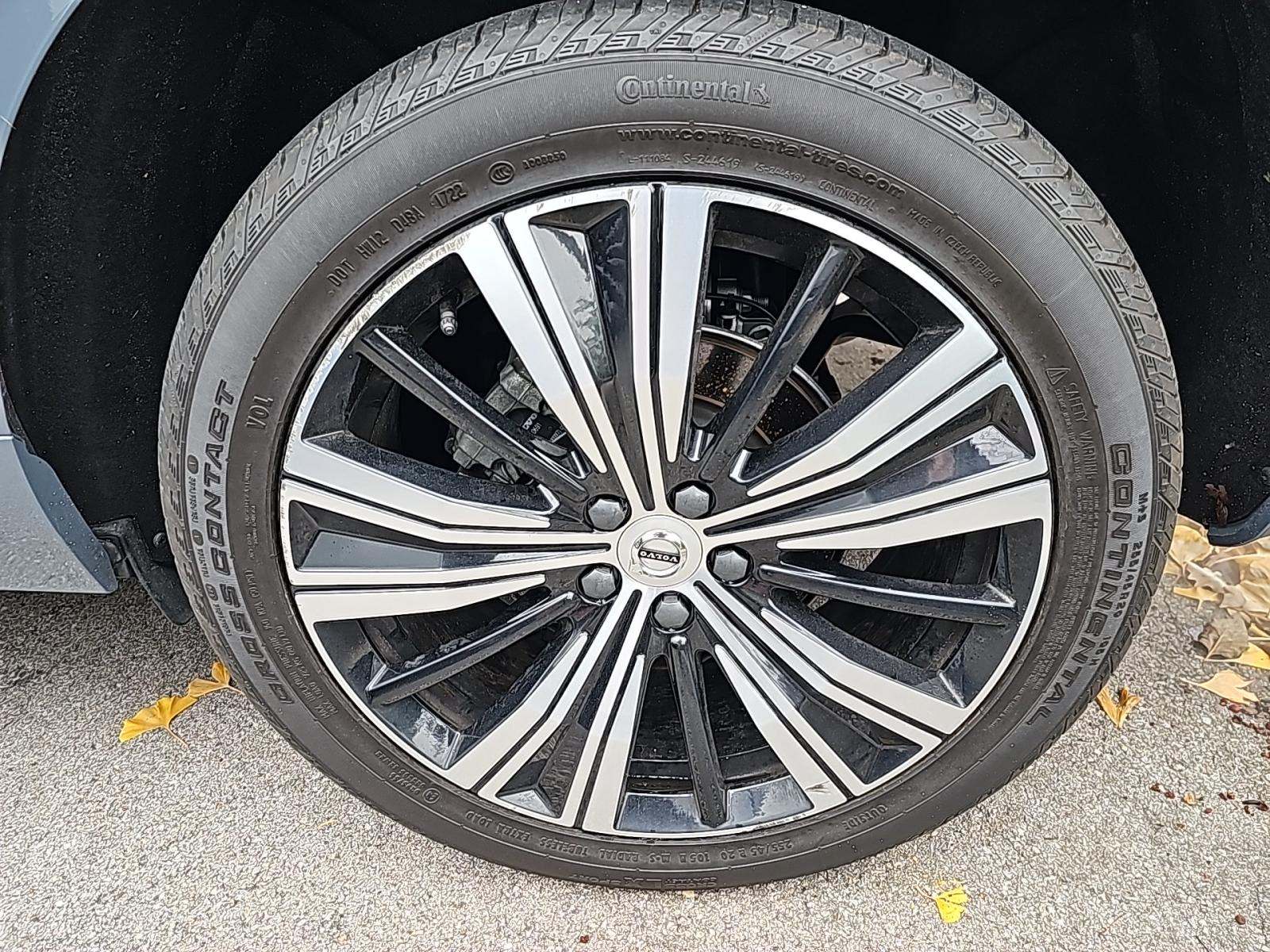 2023 Volvo XC60 B5 Plus AWD