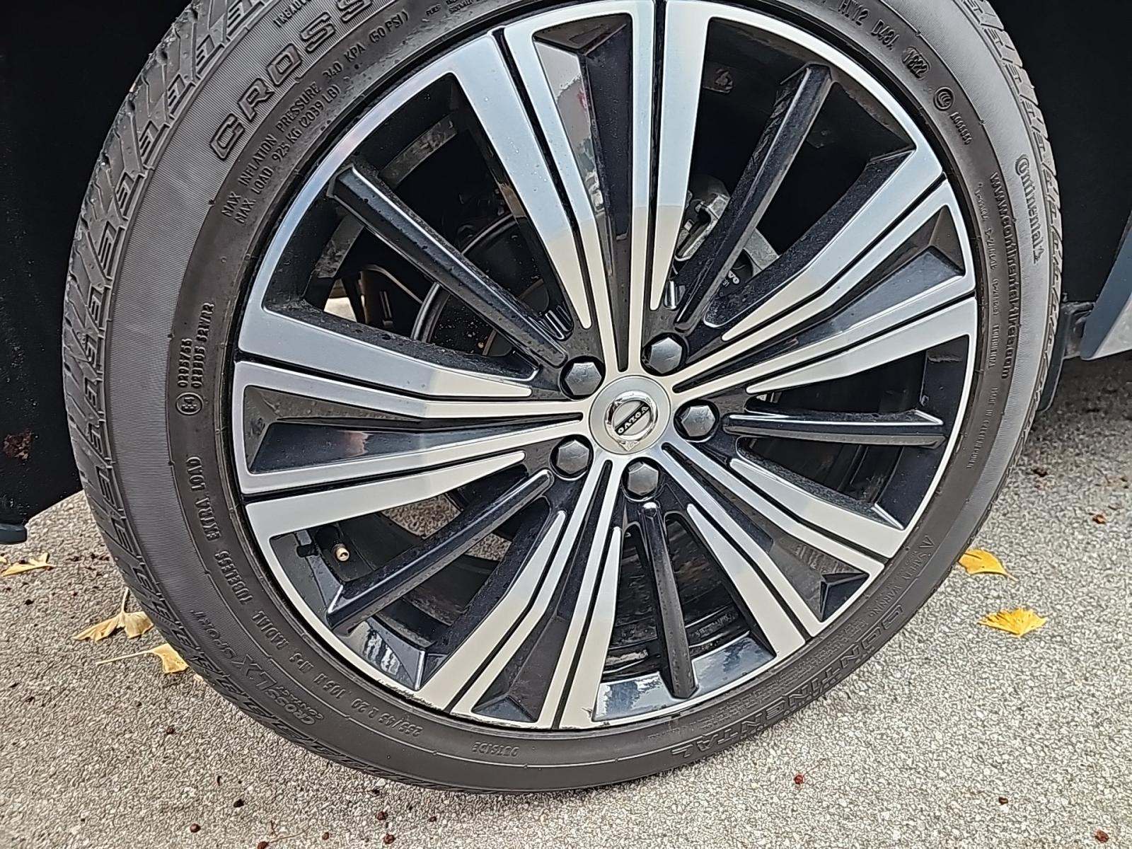 2023 Volvo XC60 B5 Plus AWD