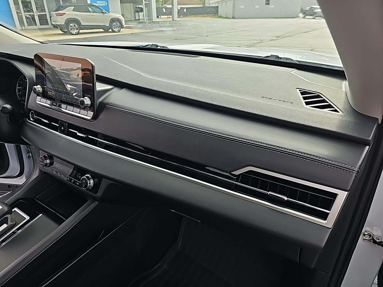 2024 Mitsubishi Outlander ES AWD