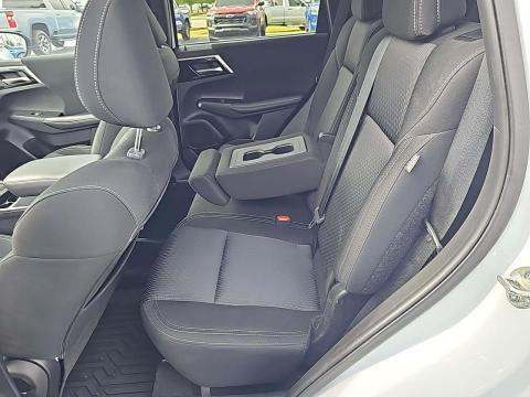 2024 Mitsubishi Outlander ES AWD