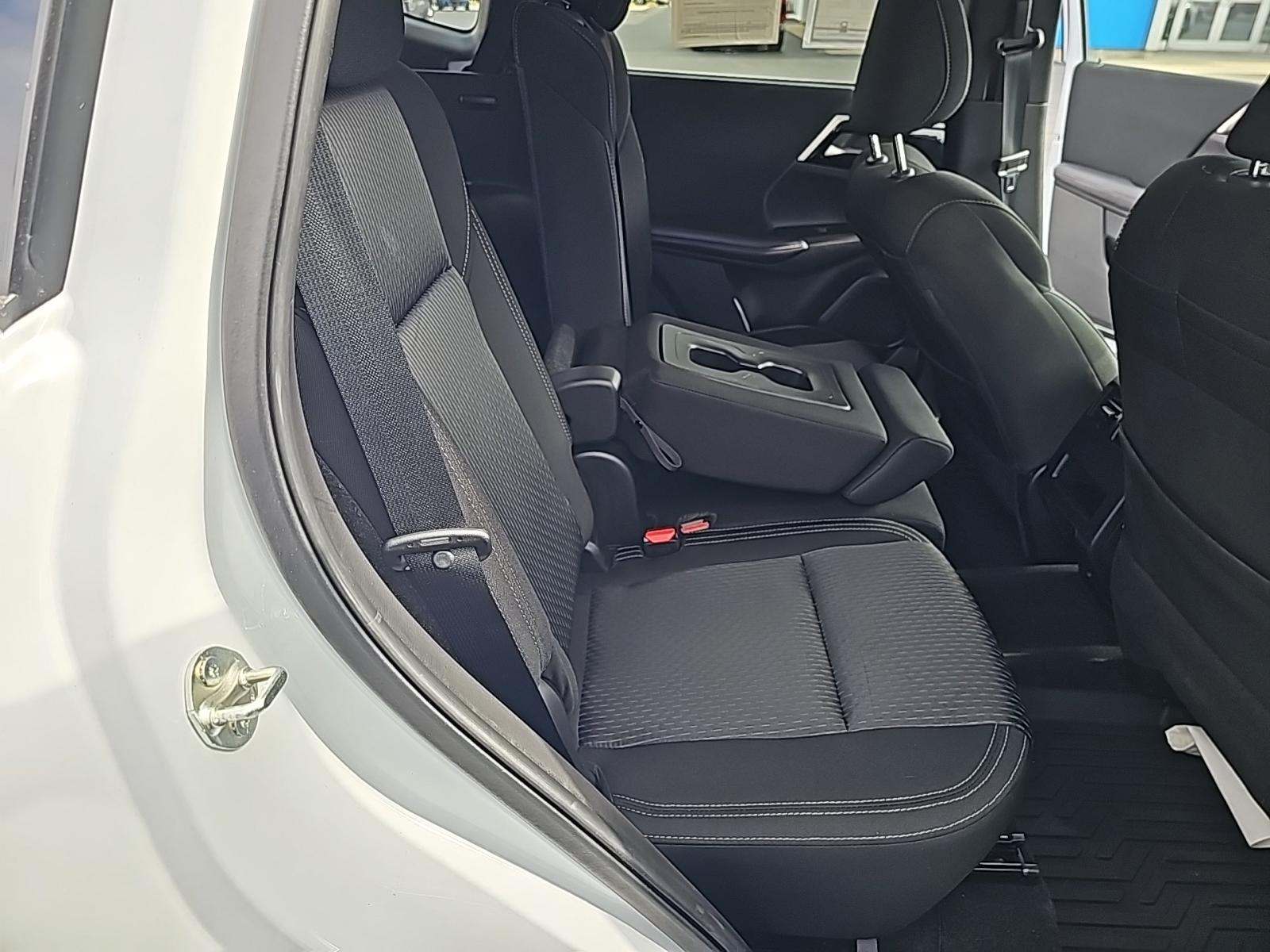 2024 Mitsubishi Outlander ES AWD