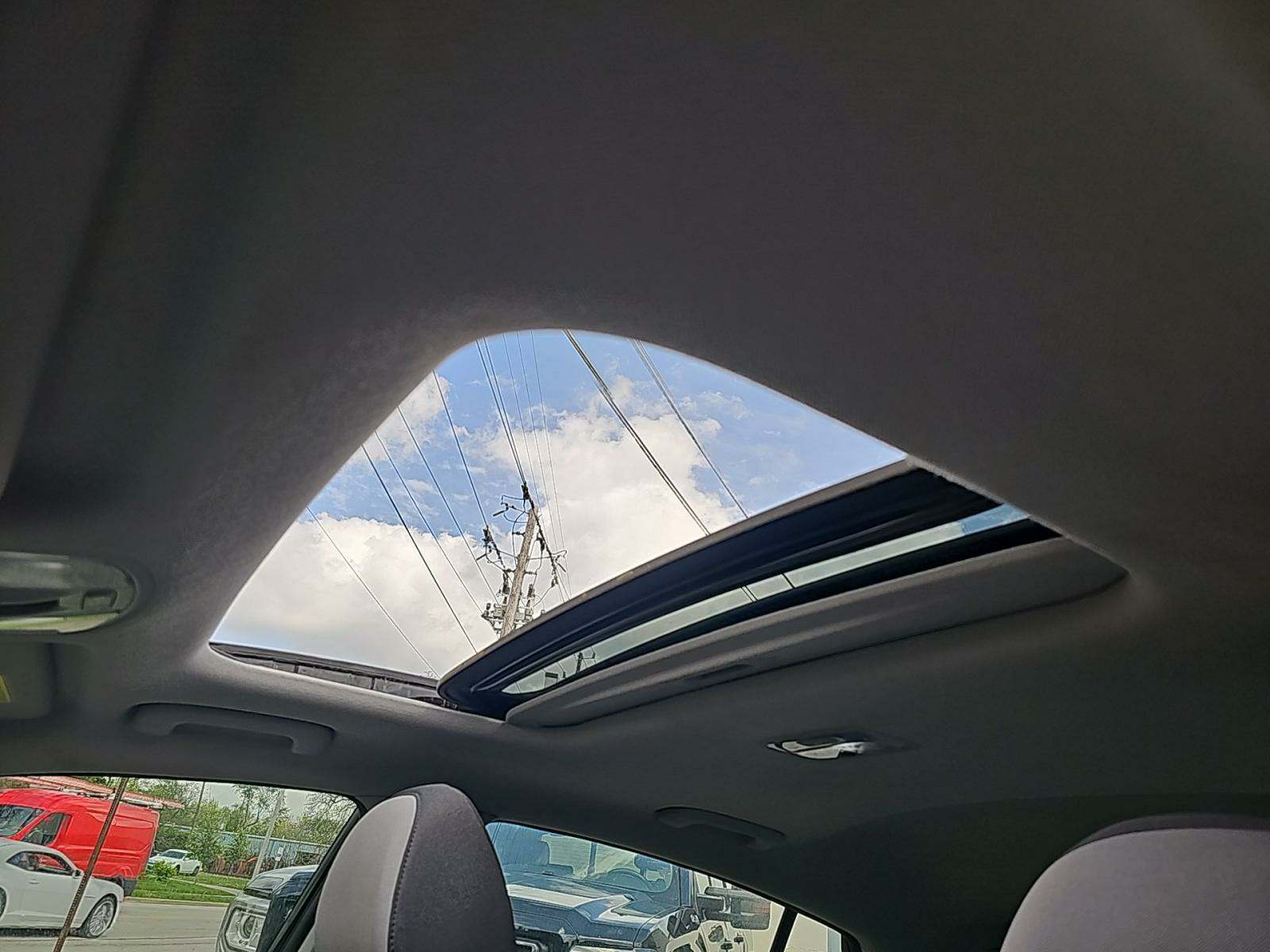 2022 Hyundai Ioniq Hybrid SEL FWD