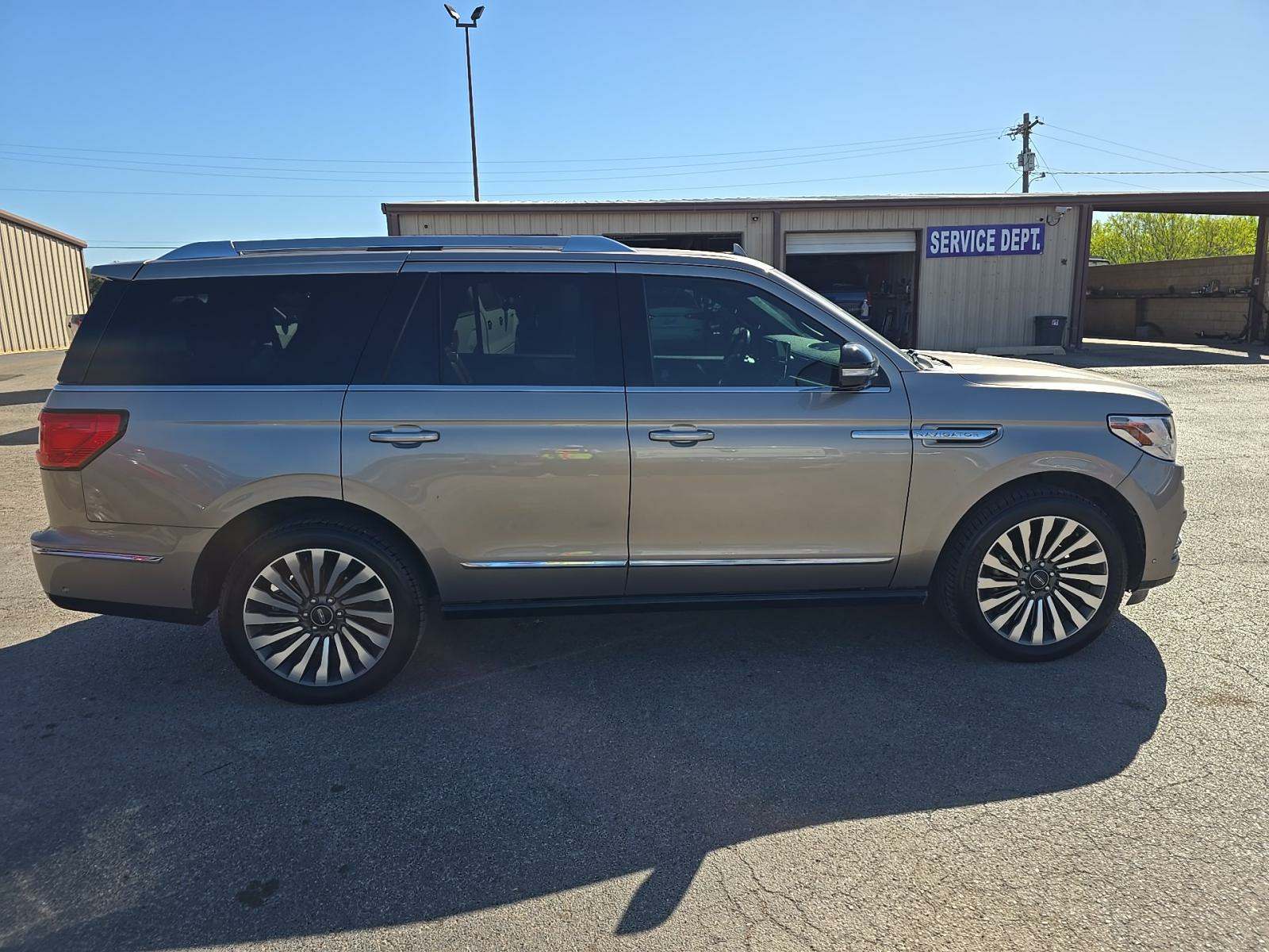 2020 Lincoln Navigator Reserve RWD