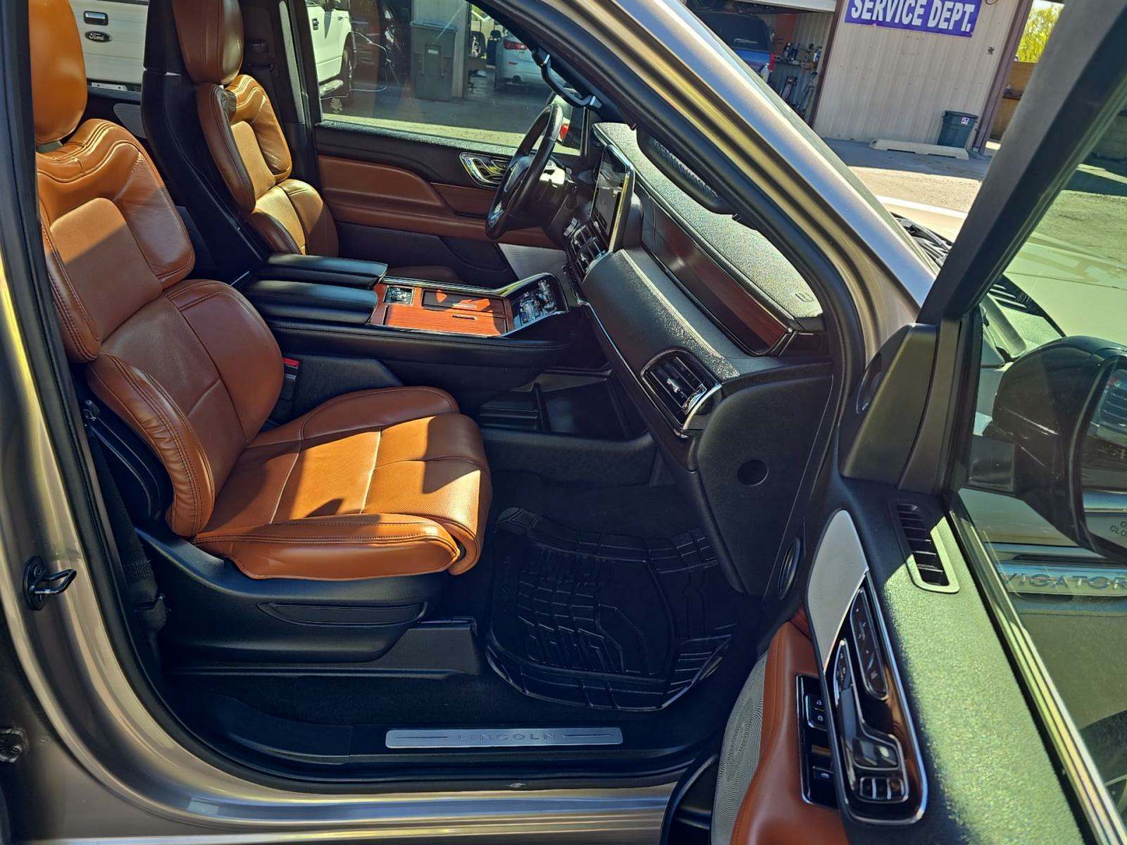 2020 Lincoln Navigator Reserve RWD