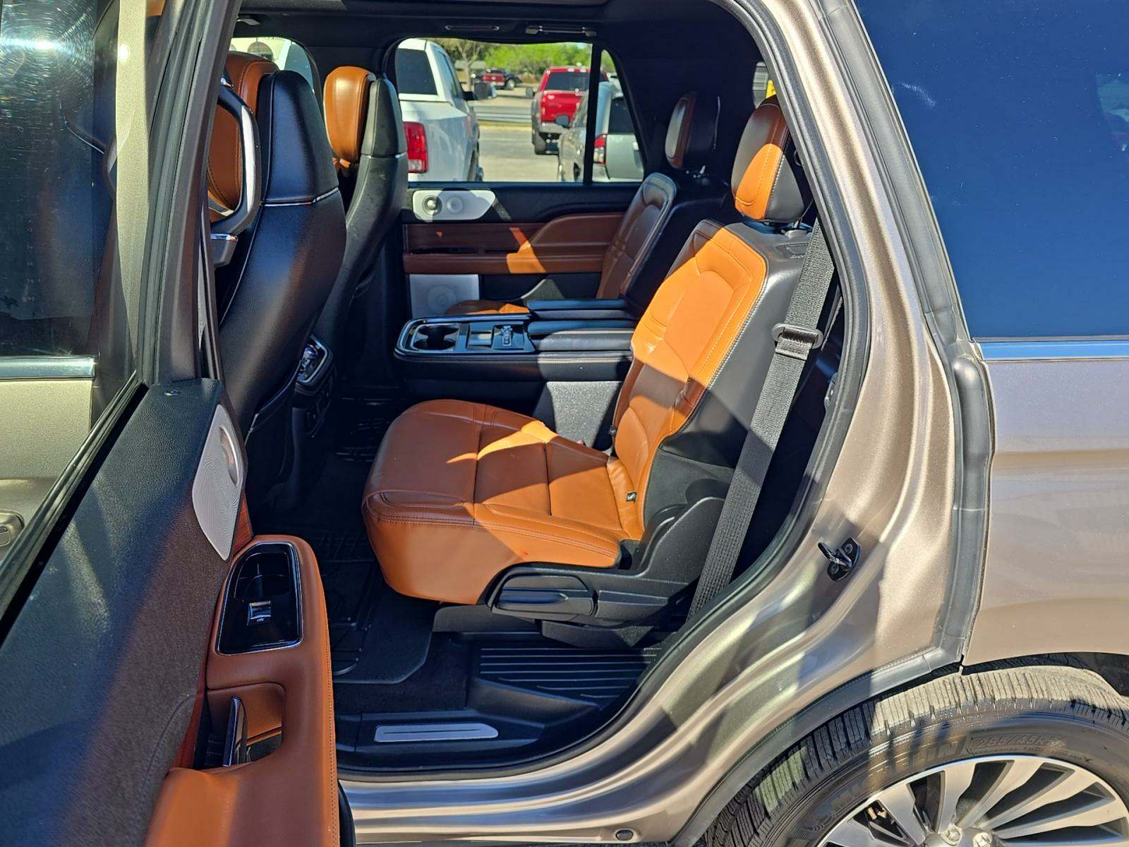 2020 Lincoln Navigator Reserve RWD