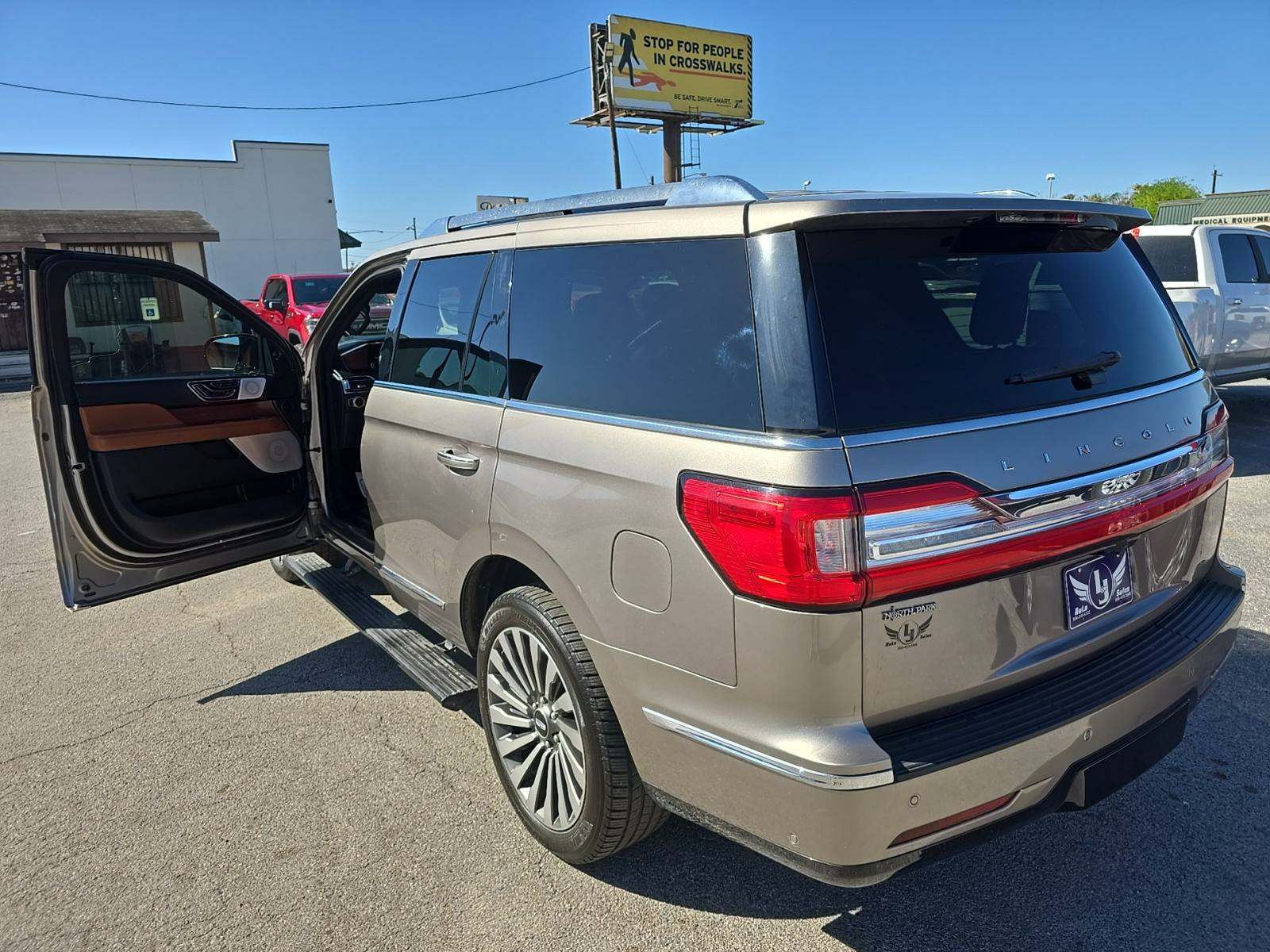 2020 Lincoln Navigator Reserve RWD