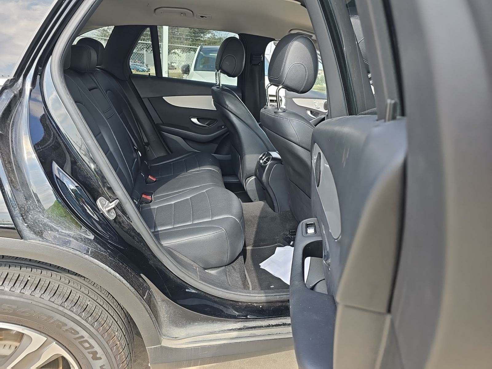 2021 Mercedes-Benz GLC GLC 300 RWD