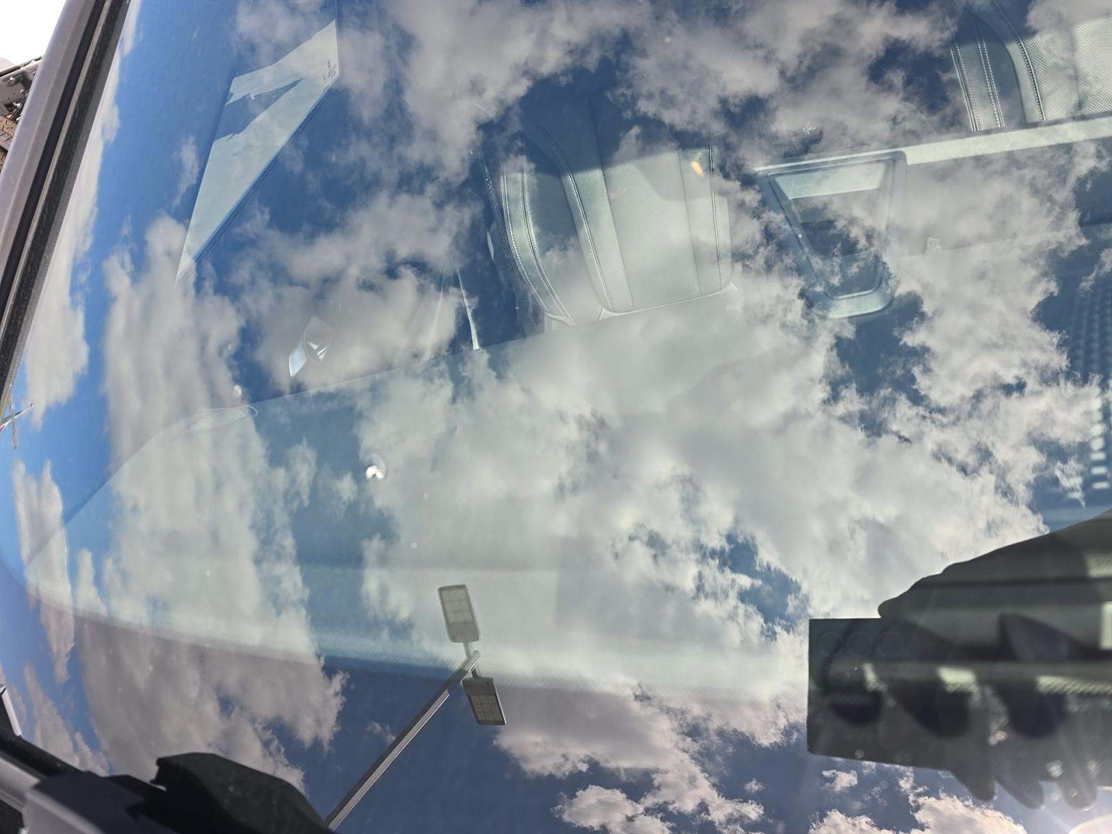 2024 BMW 3 Series 330i RWD