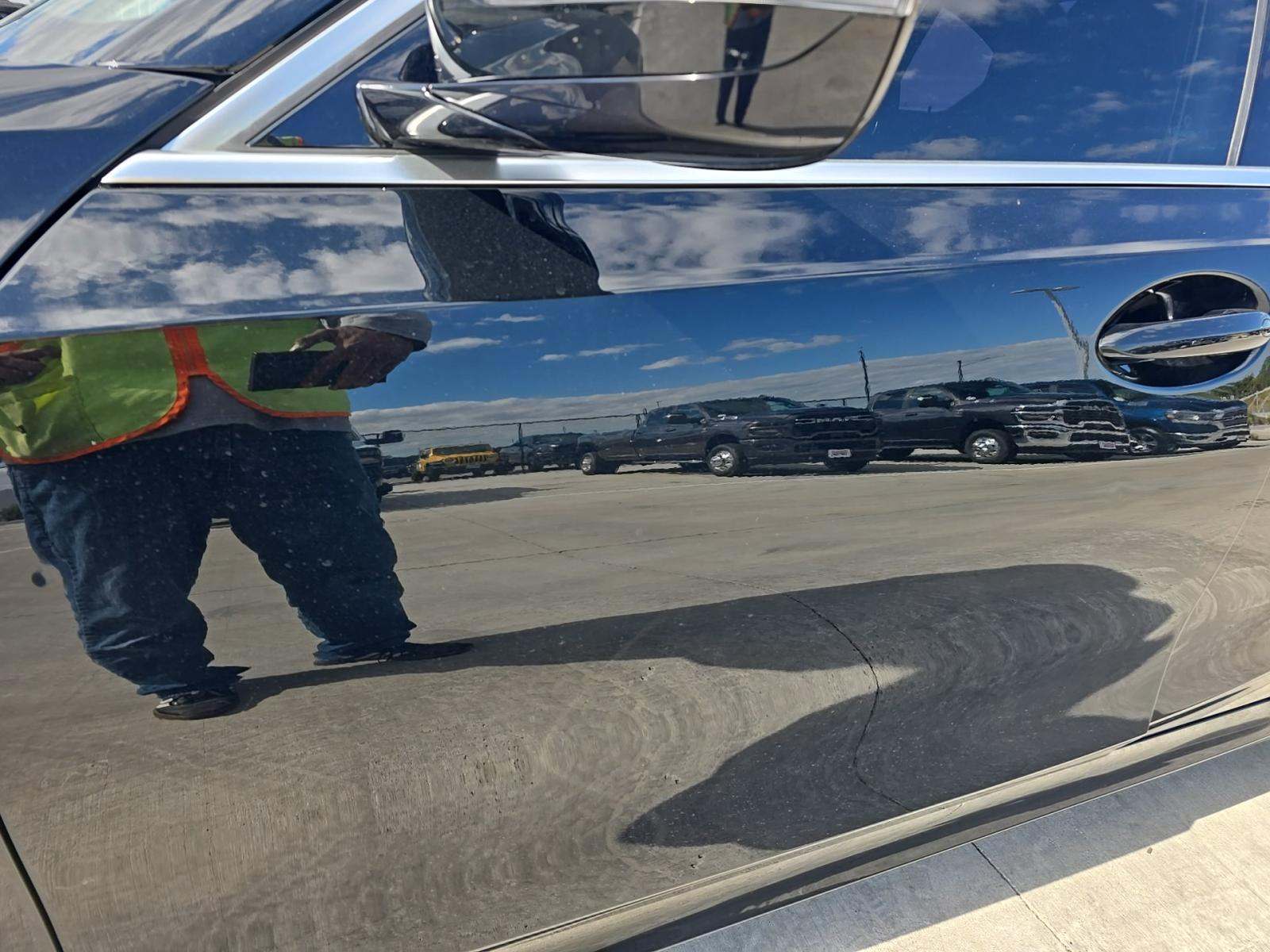 2024 BMW 3 Series 330i RWD