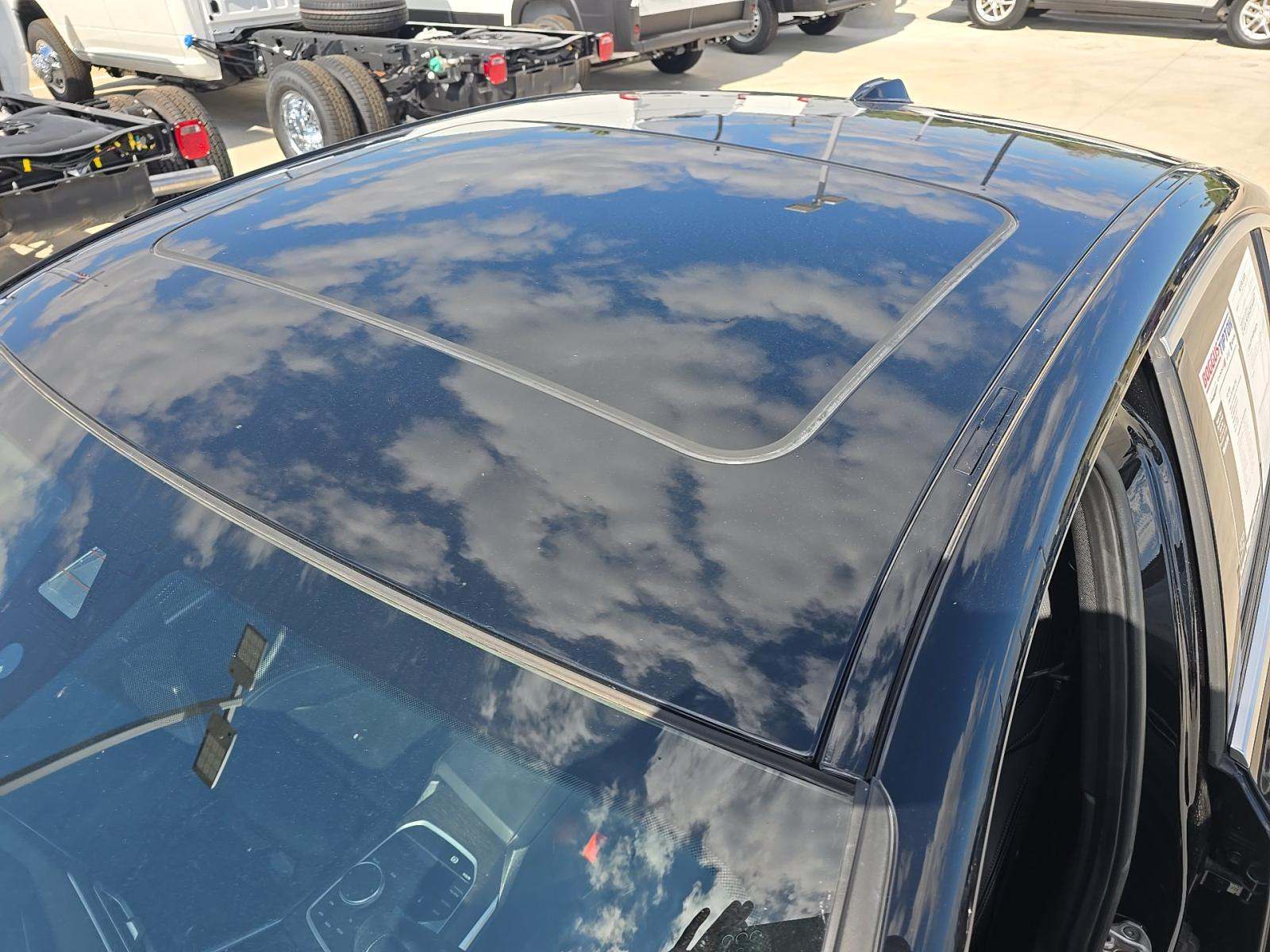 2024 BMW 3 Series 330i RWD