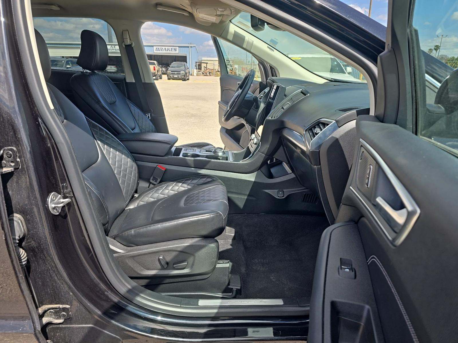 2024 Ford Edge Titanium AWD