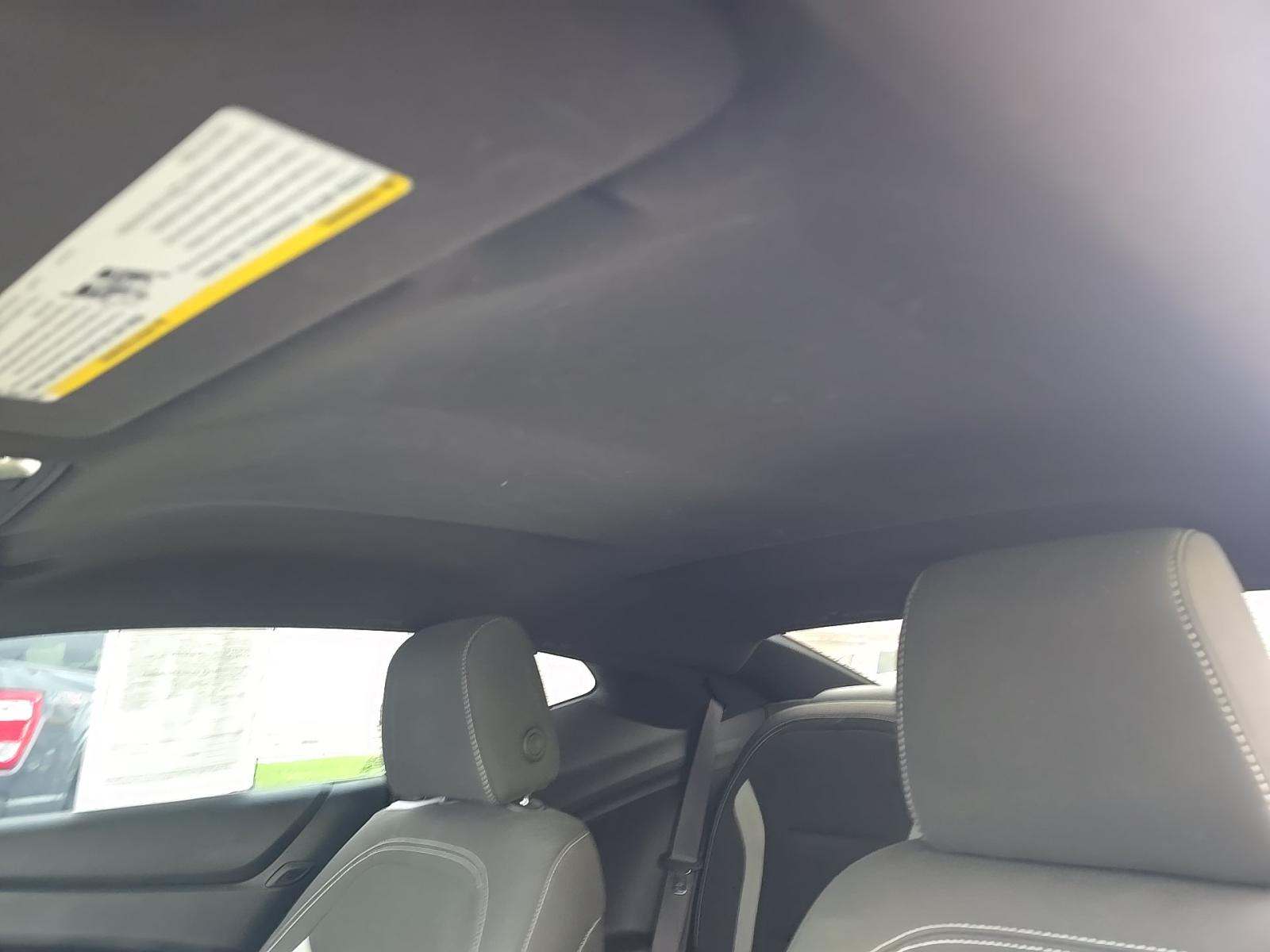 2023 Chevrolet Camaro 1LT RWD