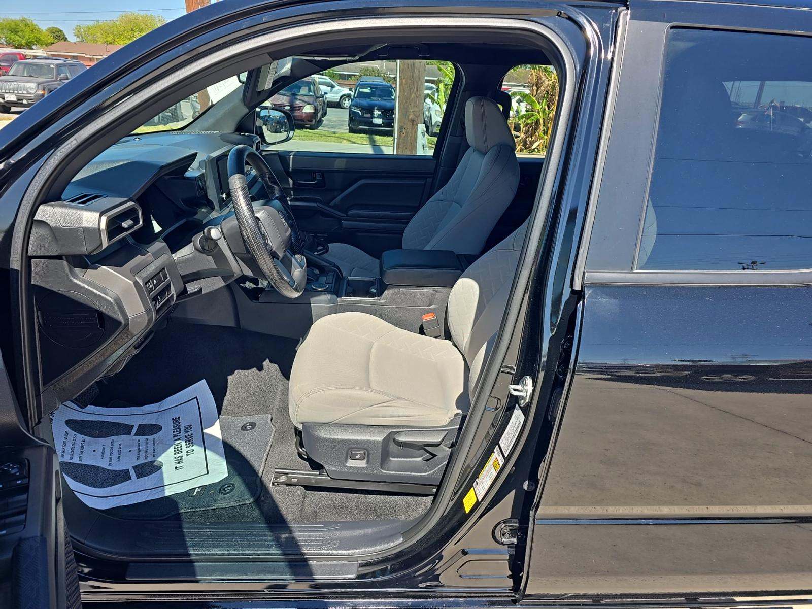 2024 Toyota Tacoma SR5 RWD