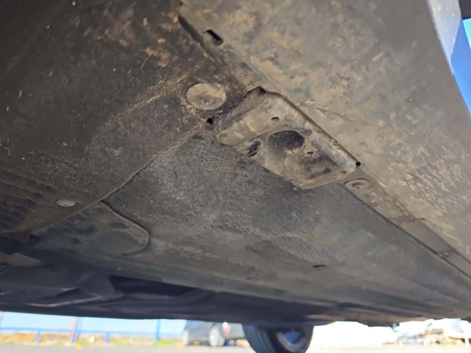 2022 Porsche Macan Base AWD