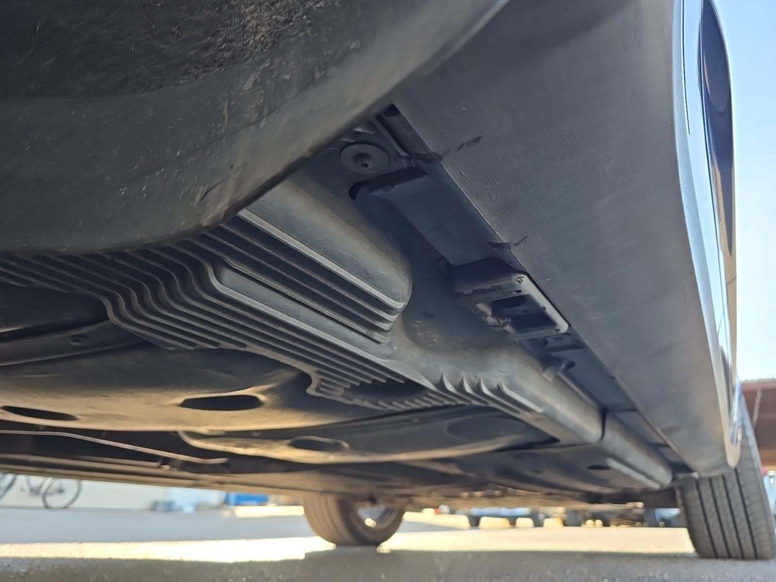 2022 Porsche Macan Base AWD