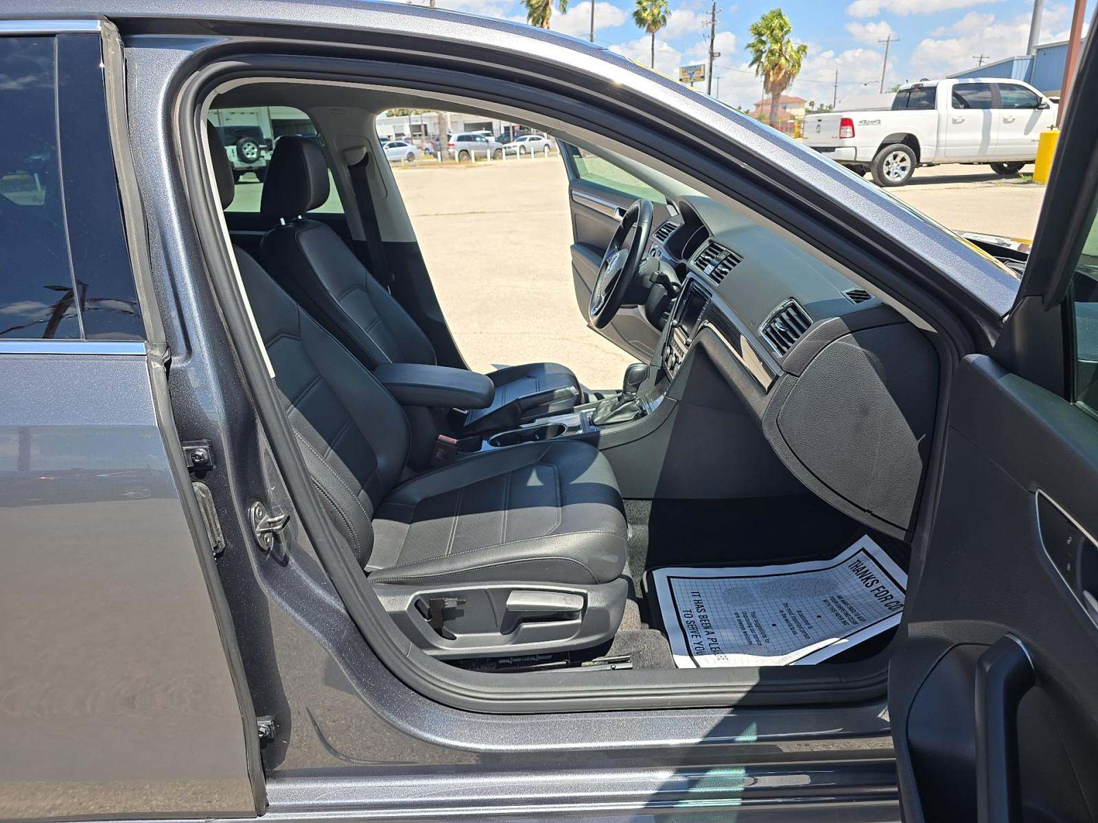 2018 Volkswagen Passat 2.0T SE FWD