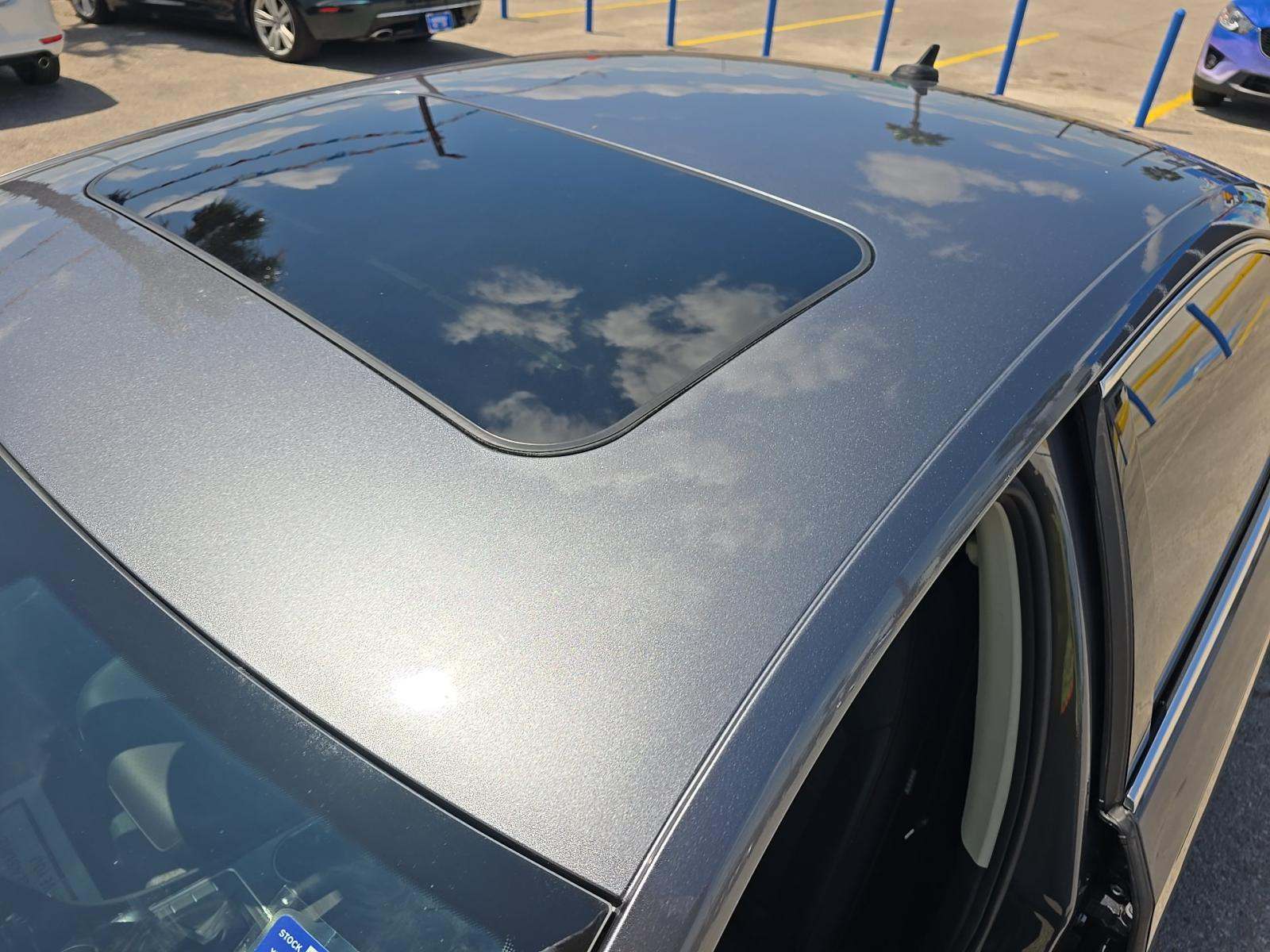 2018 Volkswagen Passat 2.0T SE FWD