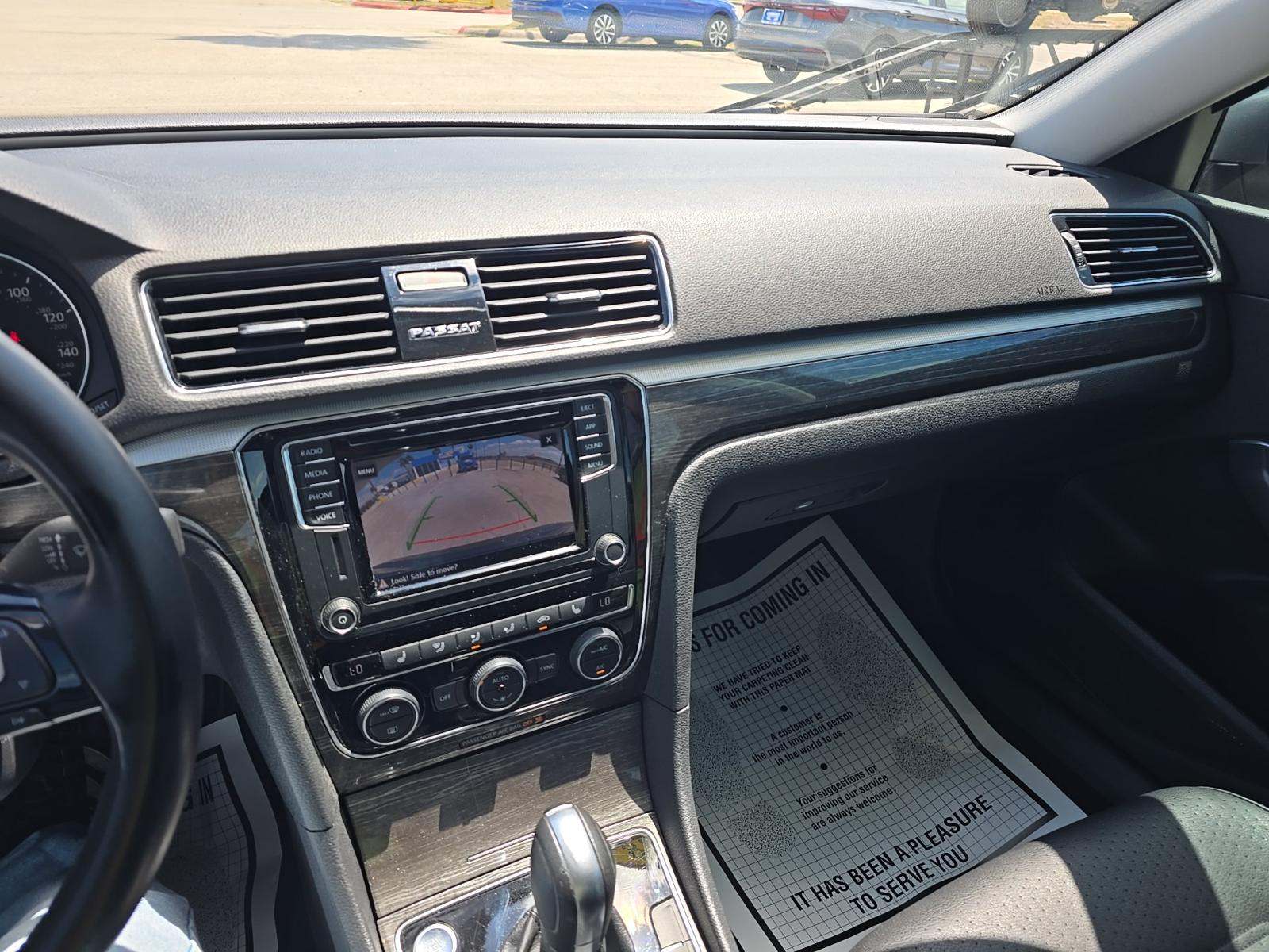 2018 Volkswagen Passat 2.0T SE FWD