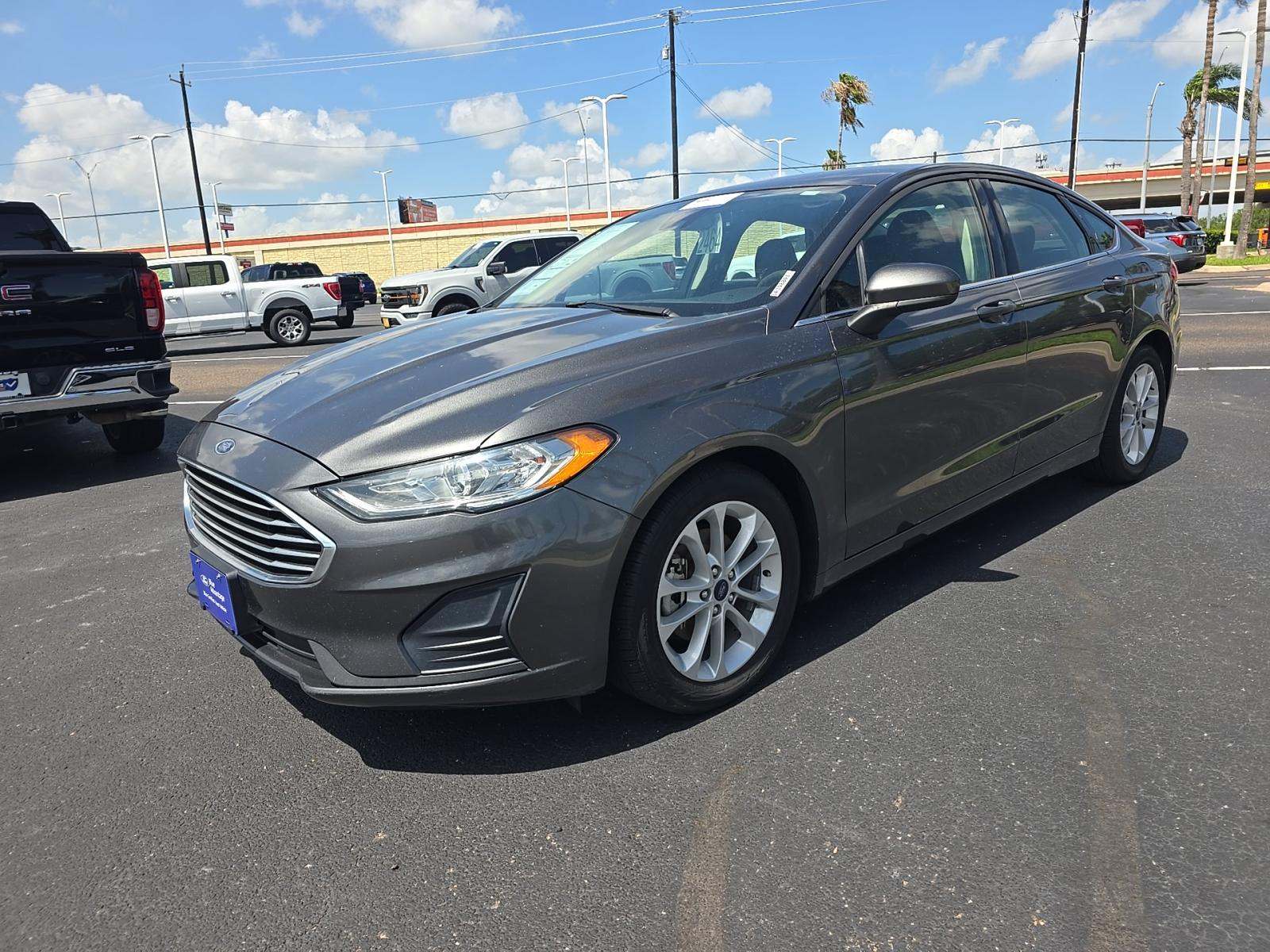 2020 Ford Fusion SE FWD