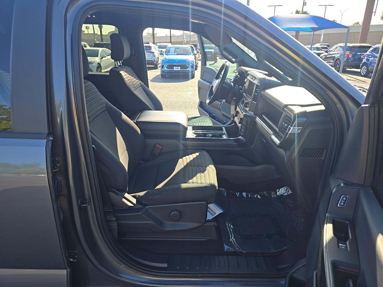 2023 Ford F-150 XL RWD