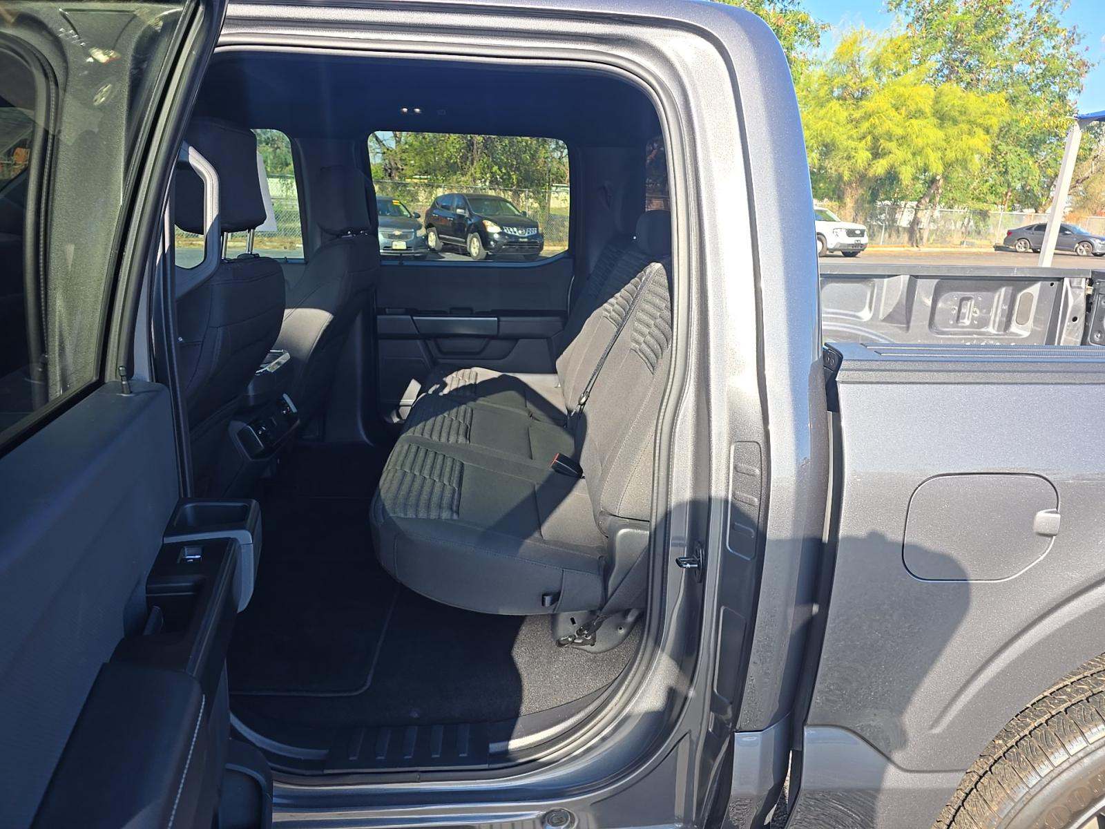 2023 Ford F-150 XL RWD