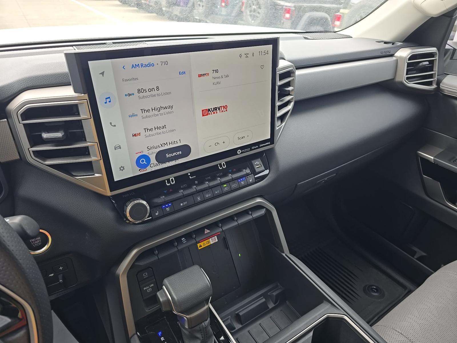TOYOTA TUNDRA - 6