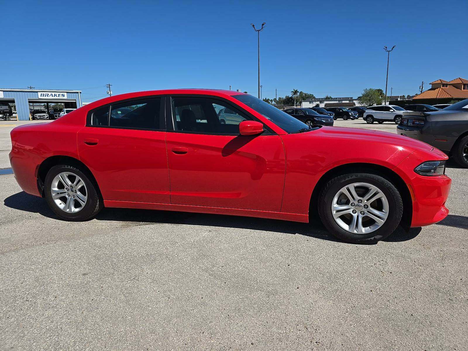 2022 Dodge Charger SXT RWD