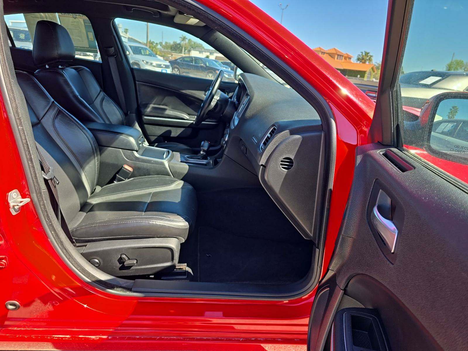 2022 Dodge Charger SXT RWD