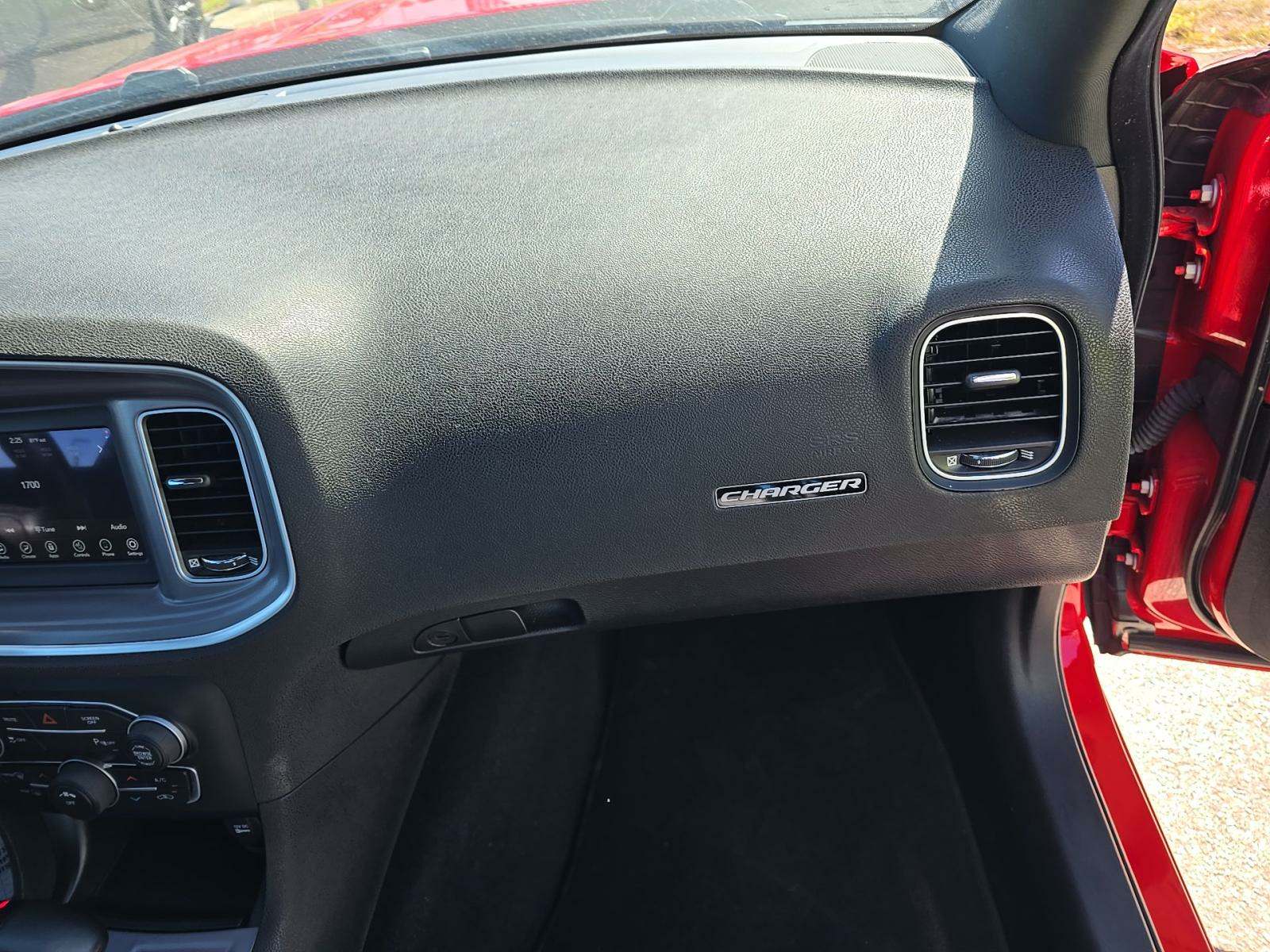 2022 Dodge Charger SXT RWD