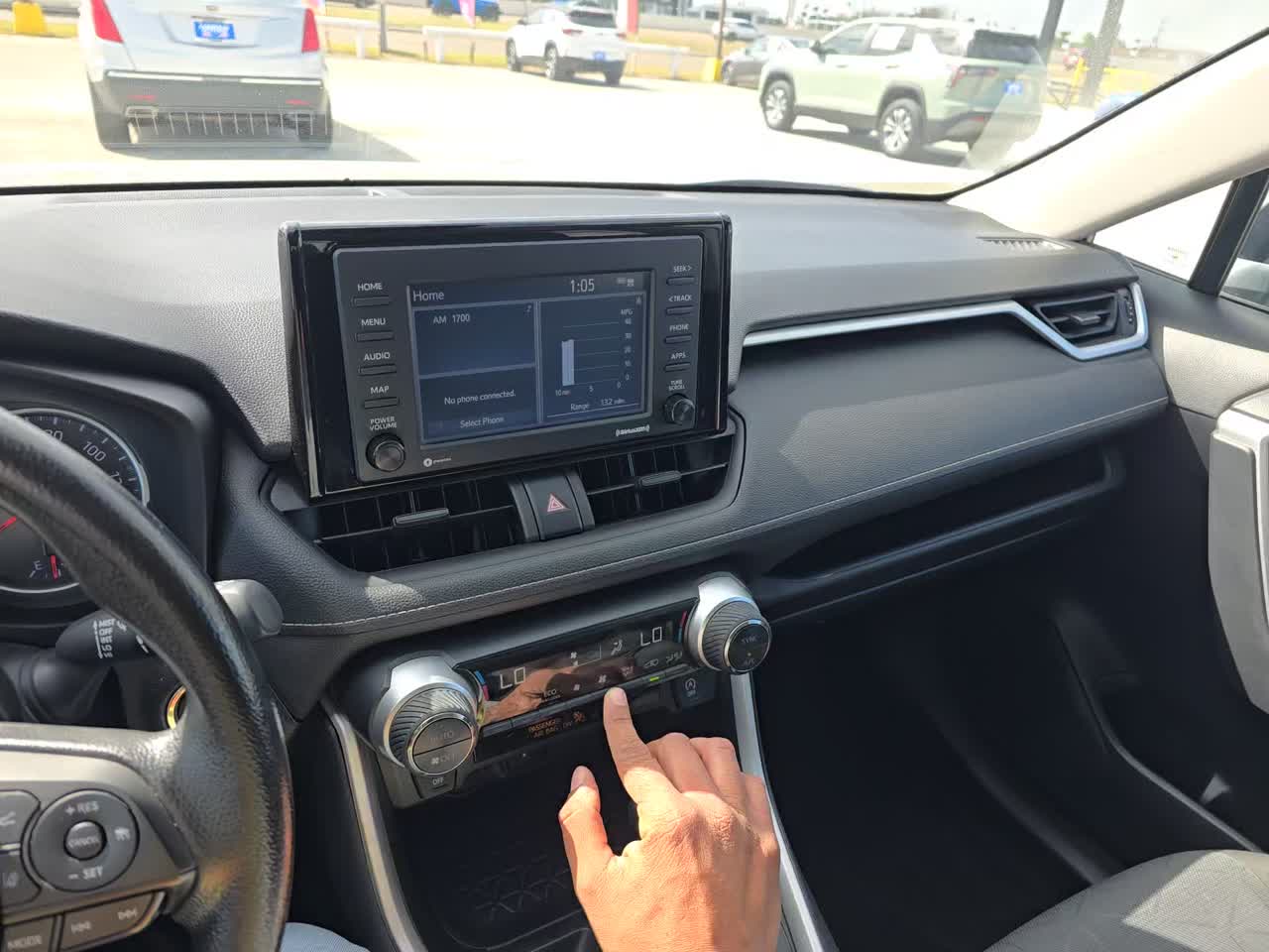 2022 Toyota RAV4 XLE FWD