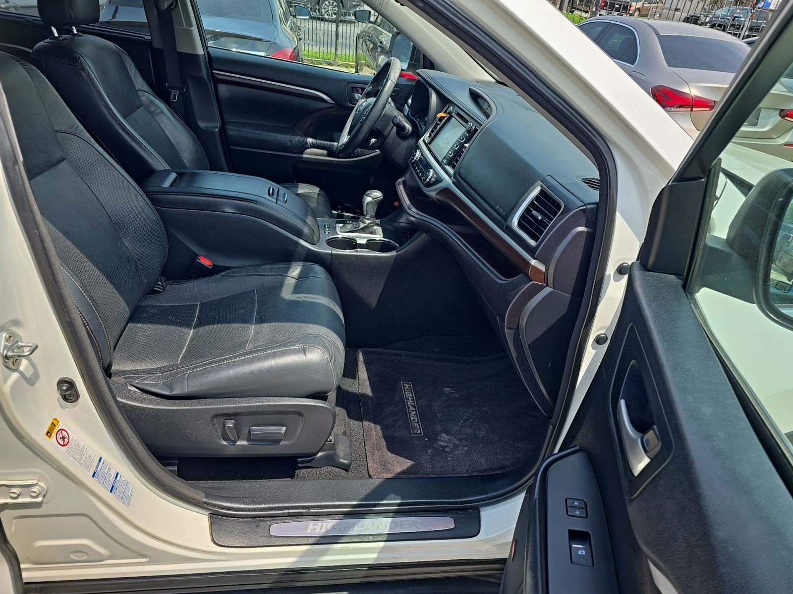 2015 Toyota Highlander Limited Platinum AWD