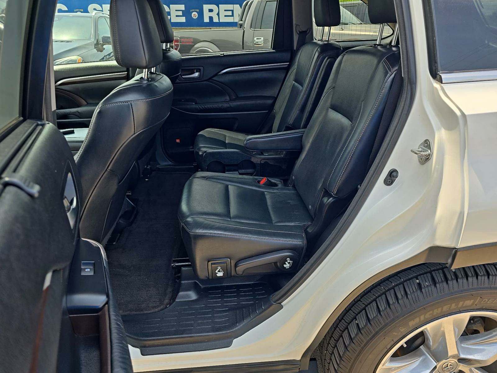 2015 Toyota Highlander Limited Platinum AWD