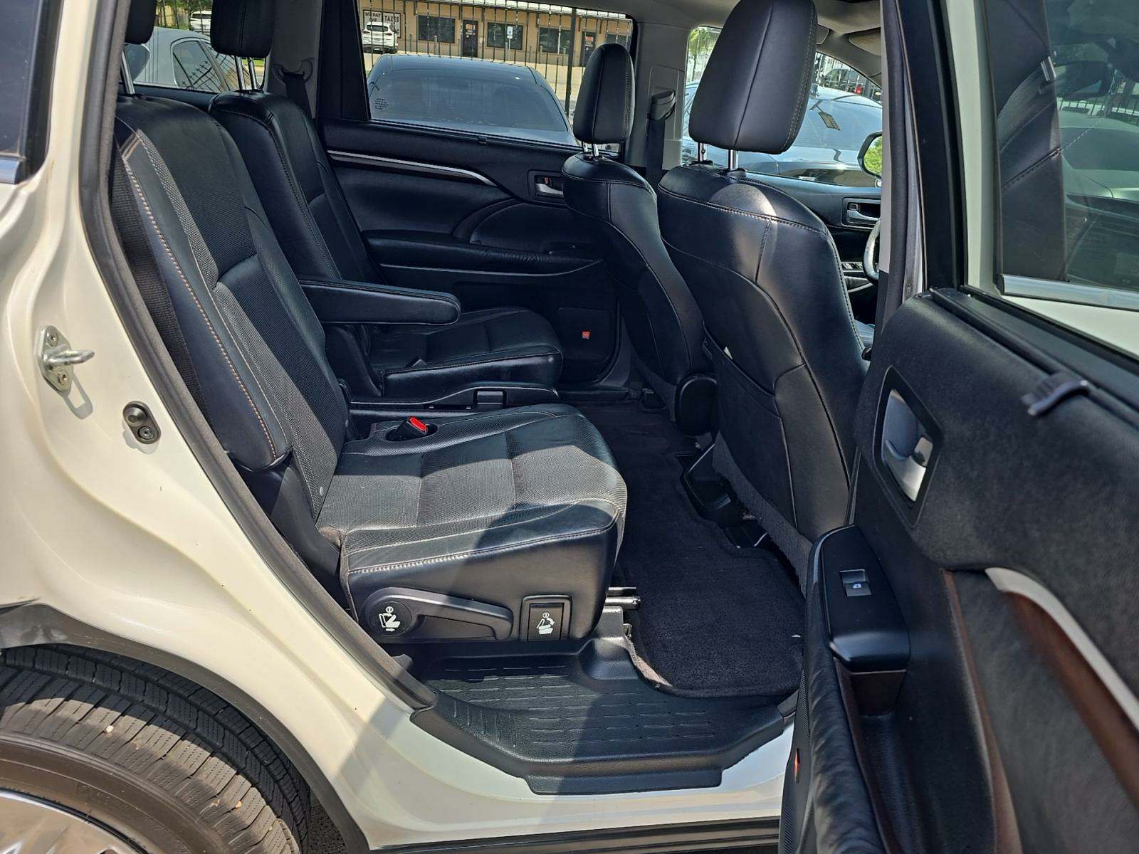 2015 Toyota Highlander Limited Platinum AWD