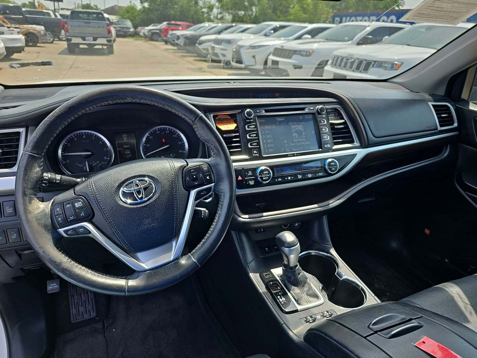 2015 Toyota Highlander Limited Platinum AWD