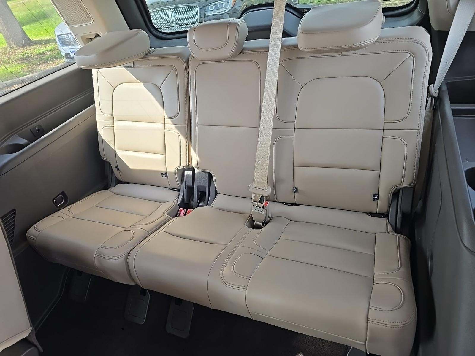 2023 Lincoln Navigator Reserve AWD