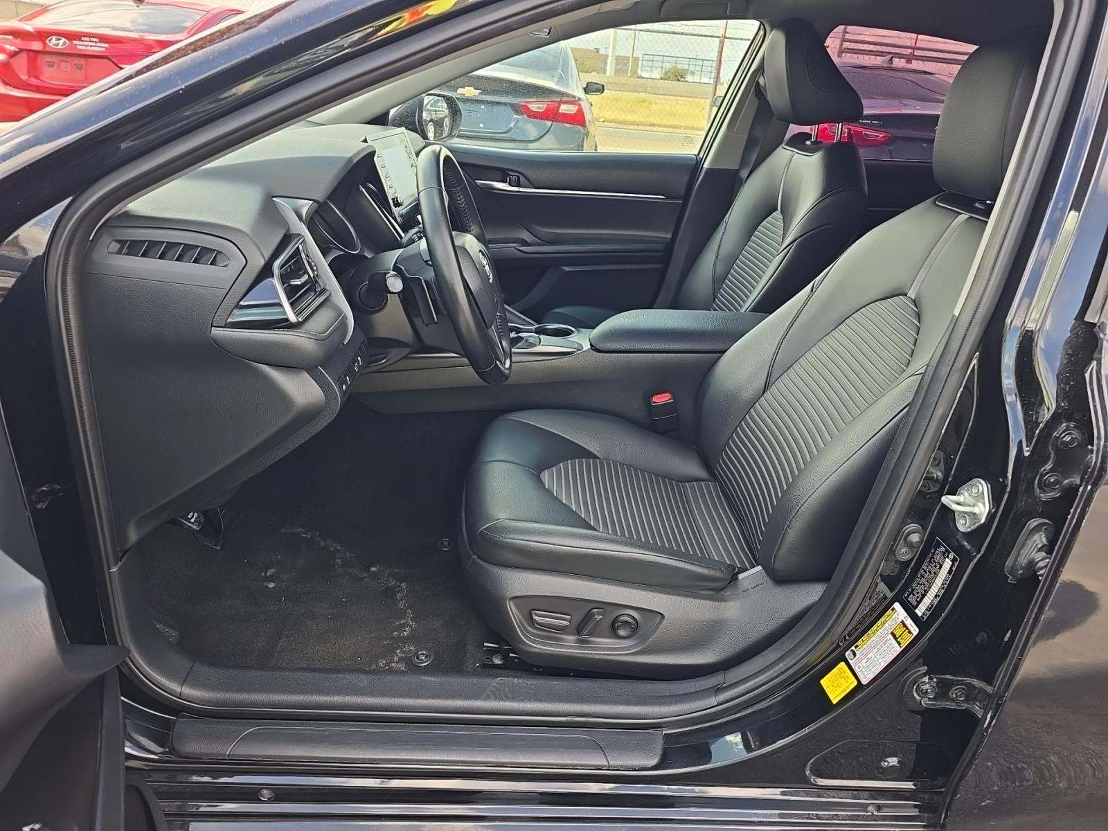 2021 Toyota Camry SE FWD