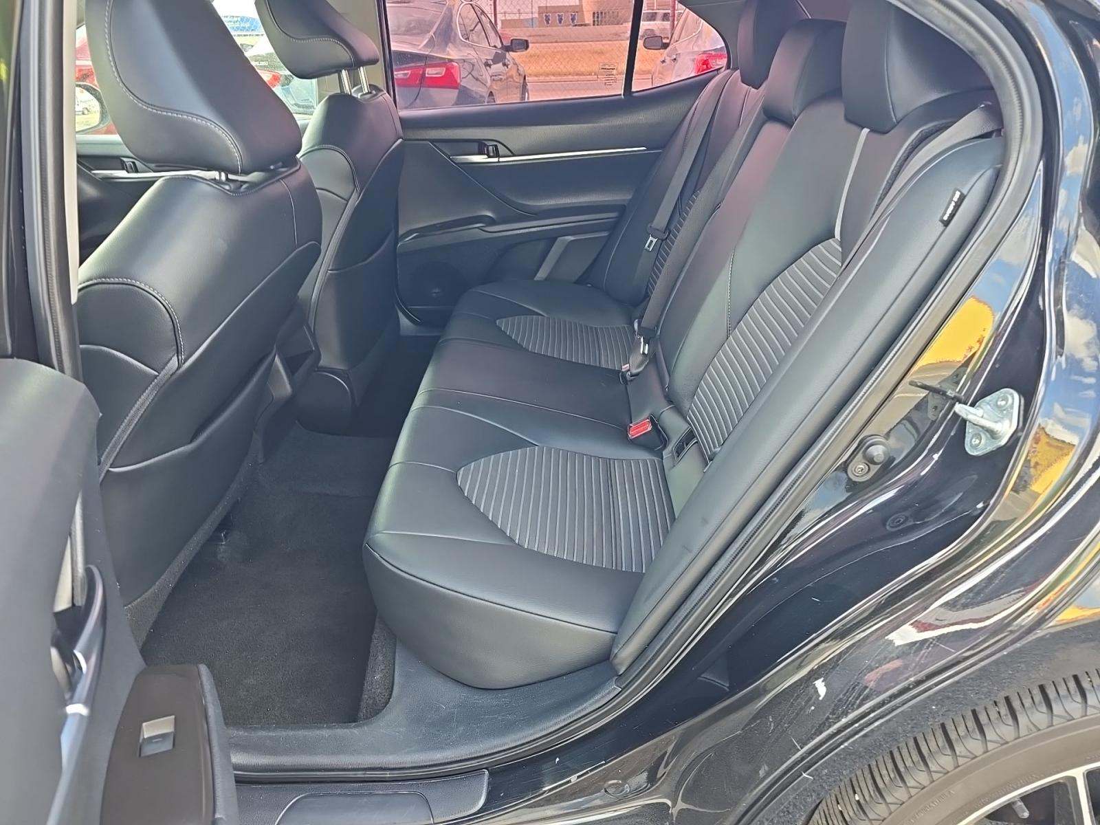 2021 Toyota Camry SE FWD