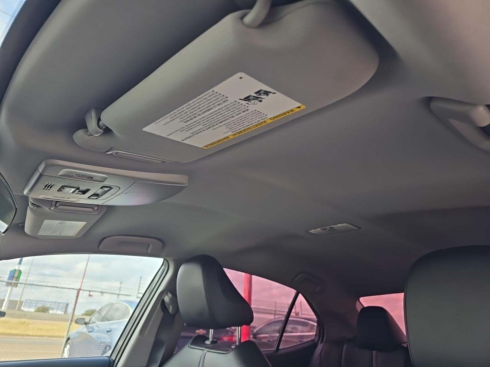 2021 Toyota Camry SE FWD