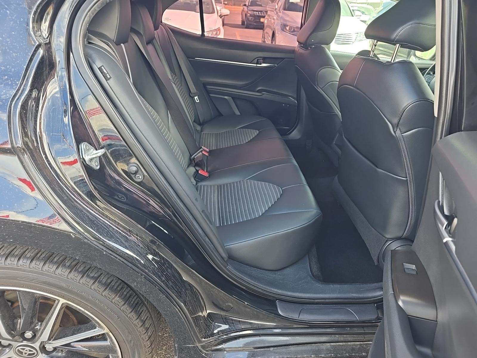 2021 Toyota Camry SE FWD